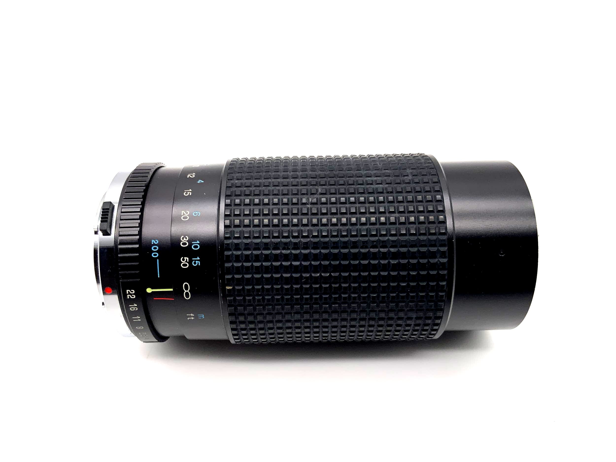 Objectif d'appareil photo Tokina 80-200 mm 1:4 RMC (Olympus OM)