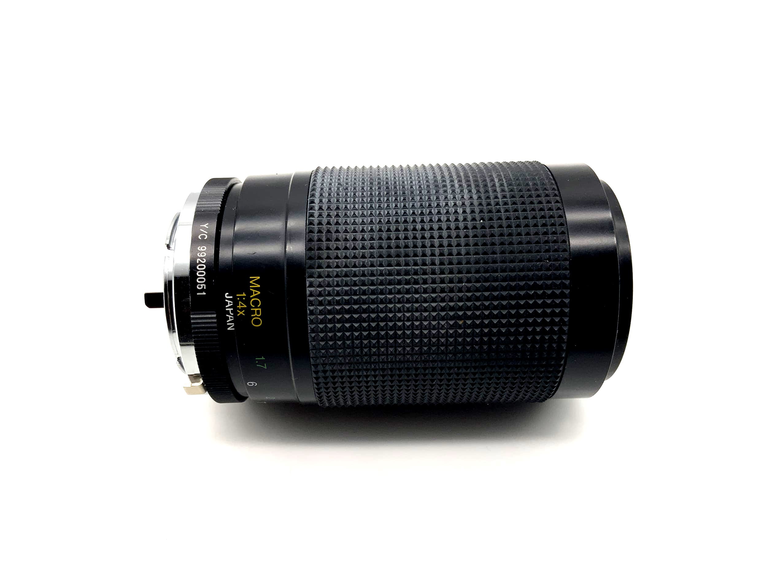 Objectif Vivitar 70-300mm 1:4.2-5.8 à mise au point macro et zoom pour appareils photo (Yashica/Contax)