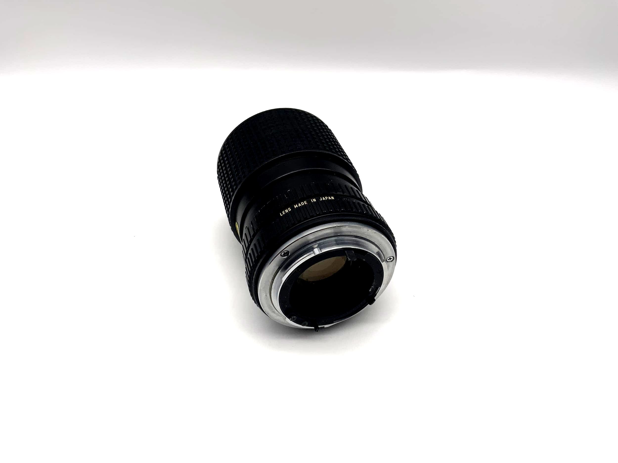 Tokina 35-105mm 1:3.5-4.3 Lens RMC Camera Camera Lens (Yashica/Contax)