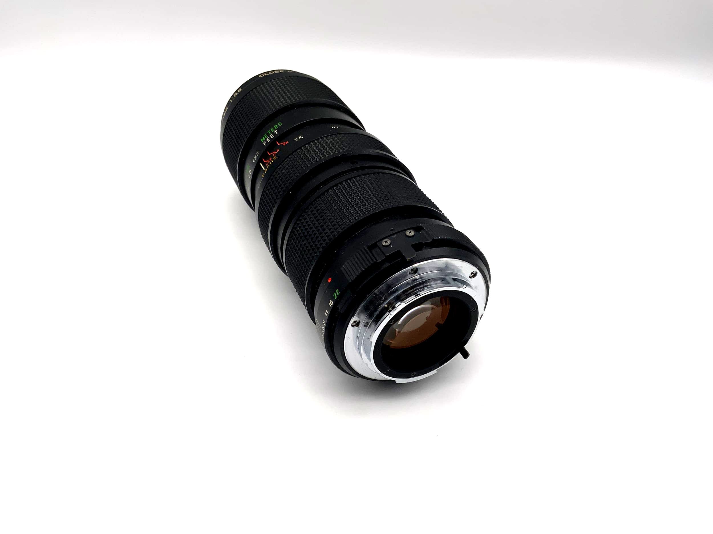 Vivitar 75-205mm 1:3.8 Lens Close Focusing Auto Zoom Lens (Minolta MD)