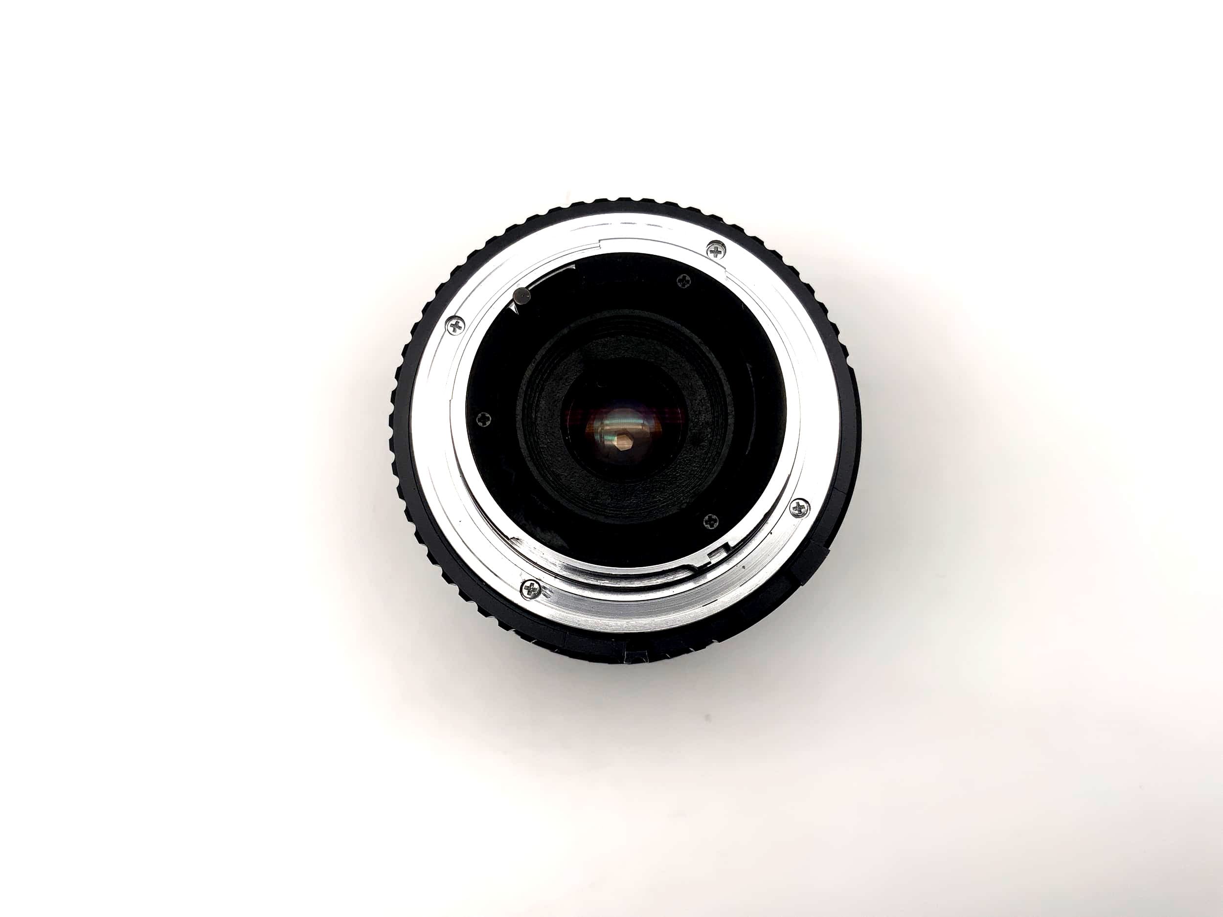 Objectif Tokina 70-210mm 1:4.0-5.6 (Minolta MD)