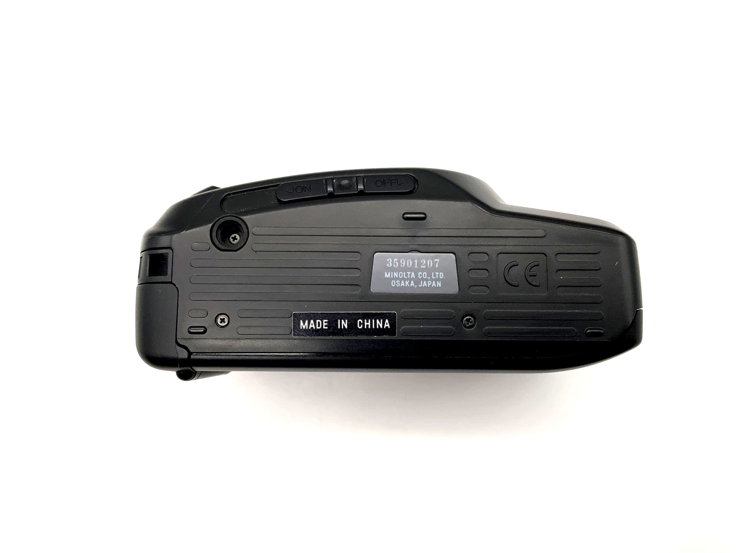 Minolta Riva Zoom 70, appareil photo compact Point &amp; Shoot 35 mm