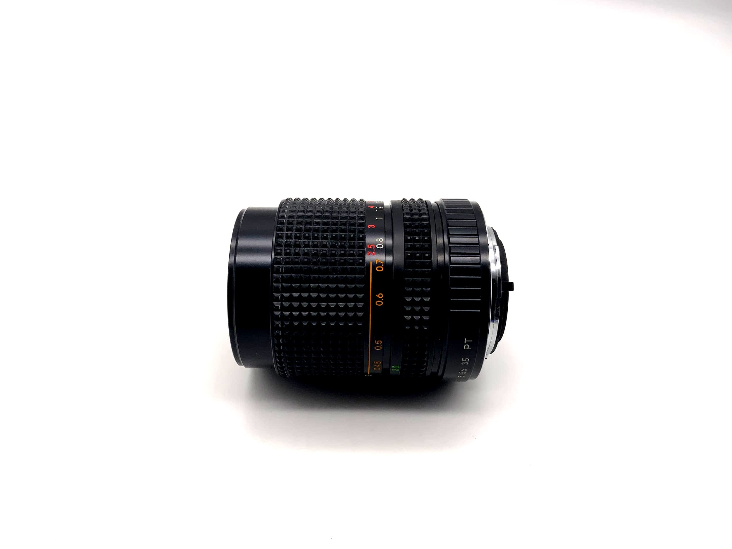 Objectif Travenar 35-70 mm 1:3.5-4.5 pour appareil photo Praktica B