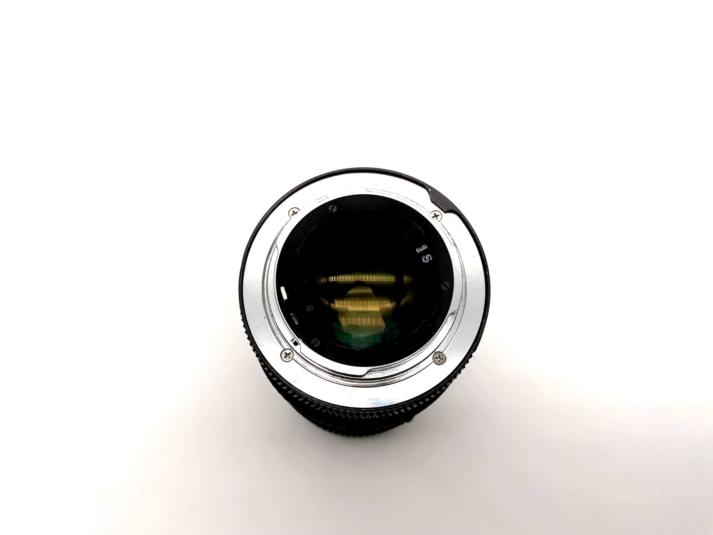 Objectif Konica 80-200mm 1:4 UC Zoom-Hexanon pour appareil photo (Konica AR)