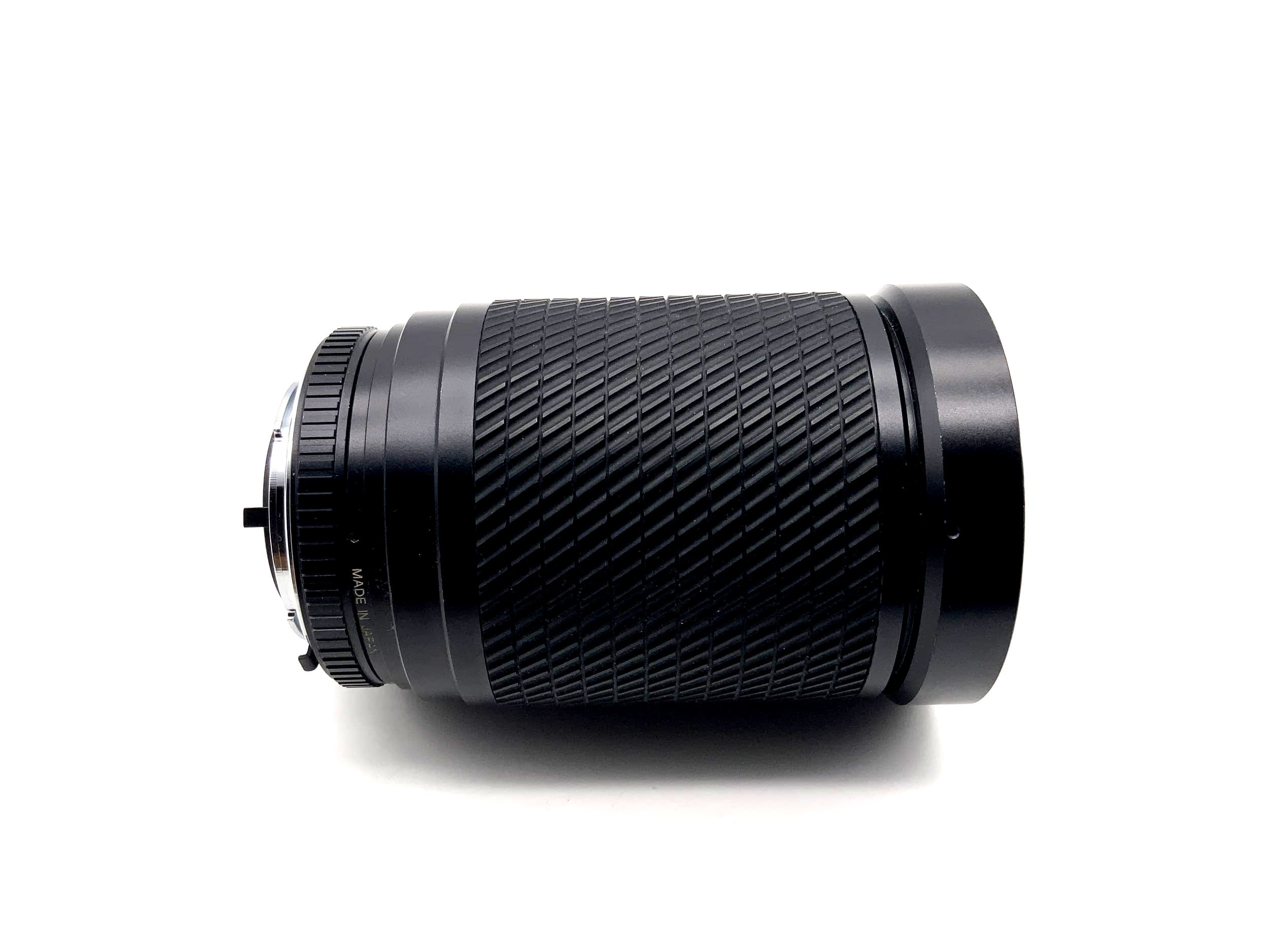 Objectif Tokina 28-200mm 1:3.5-5.3 SZ-X pour appareils photo (Yashica/Contax)