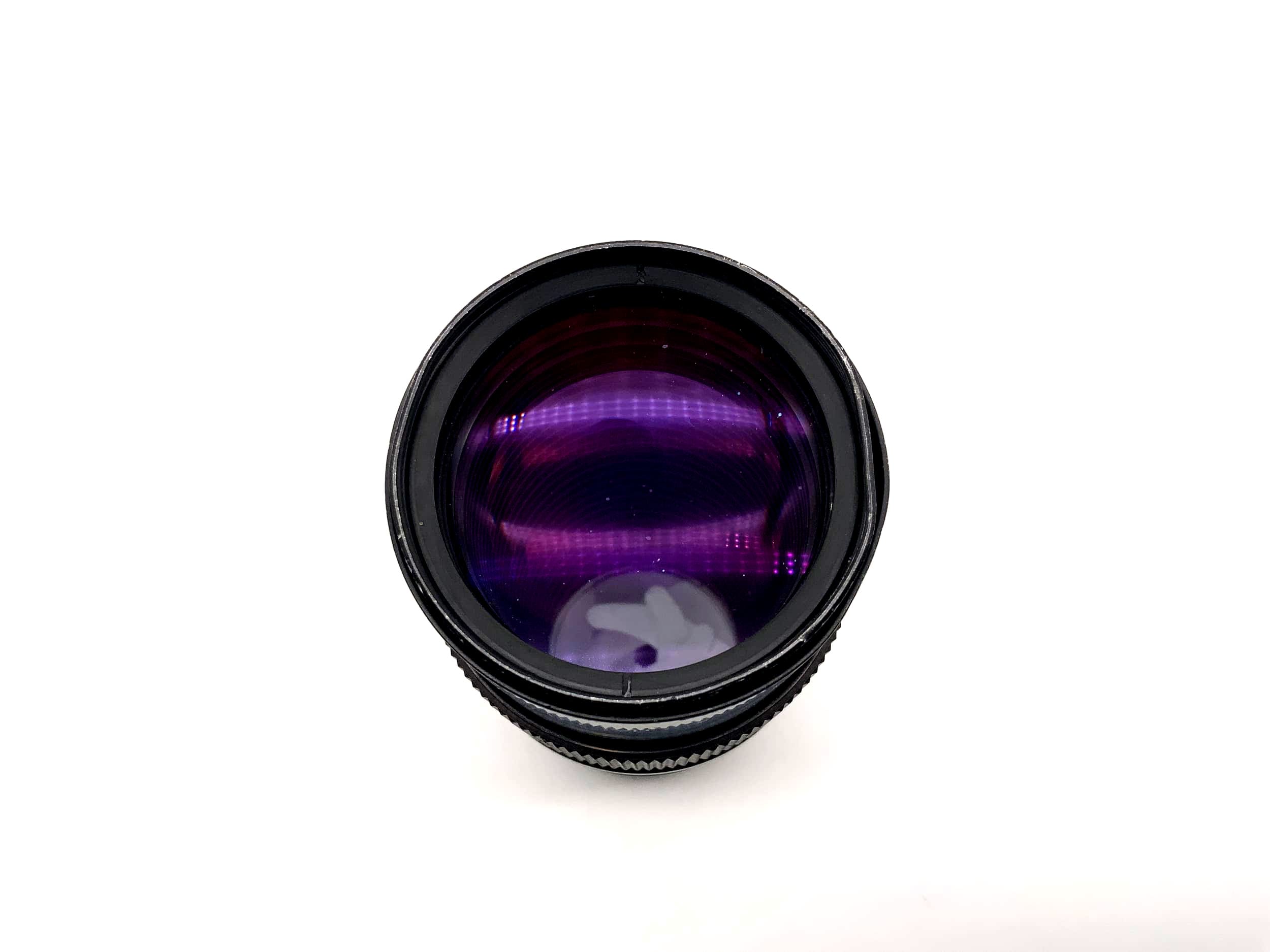 Objectif Pentacon 200 mm 1:4 à traitement multicouche automatique (M42)