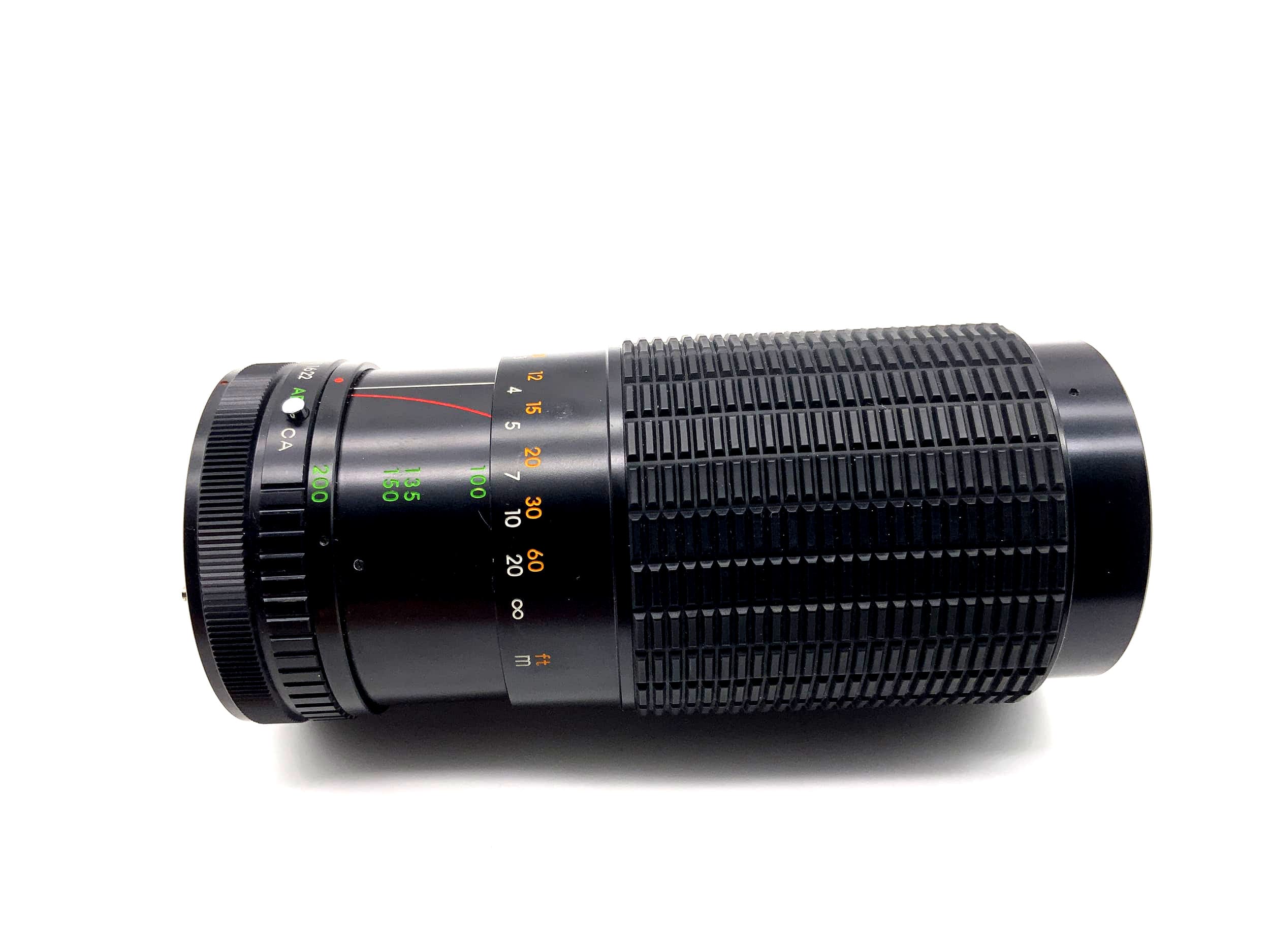 Objectif Pallas 80-200 mm 1:4.5 à zoom automatique et traitement multicouche (Canon FD)