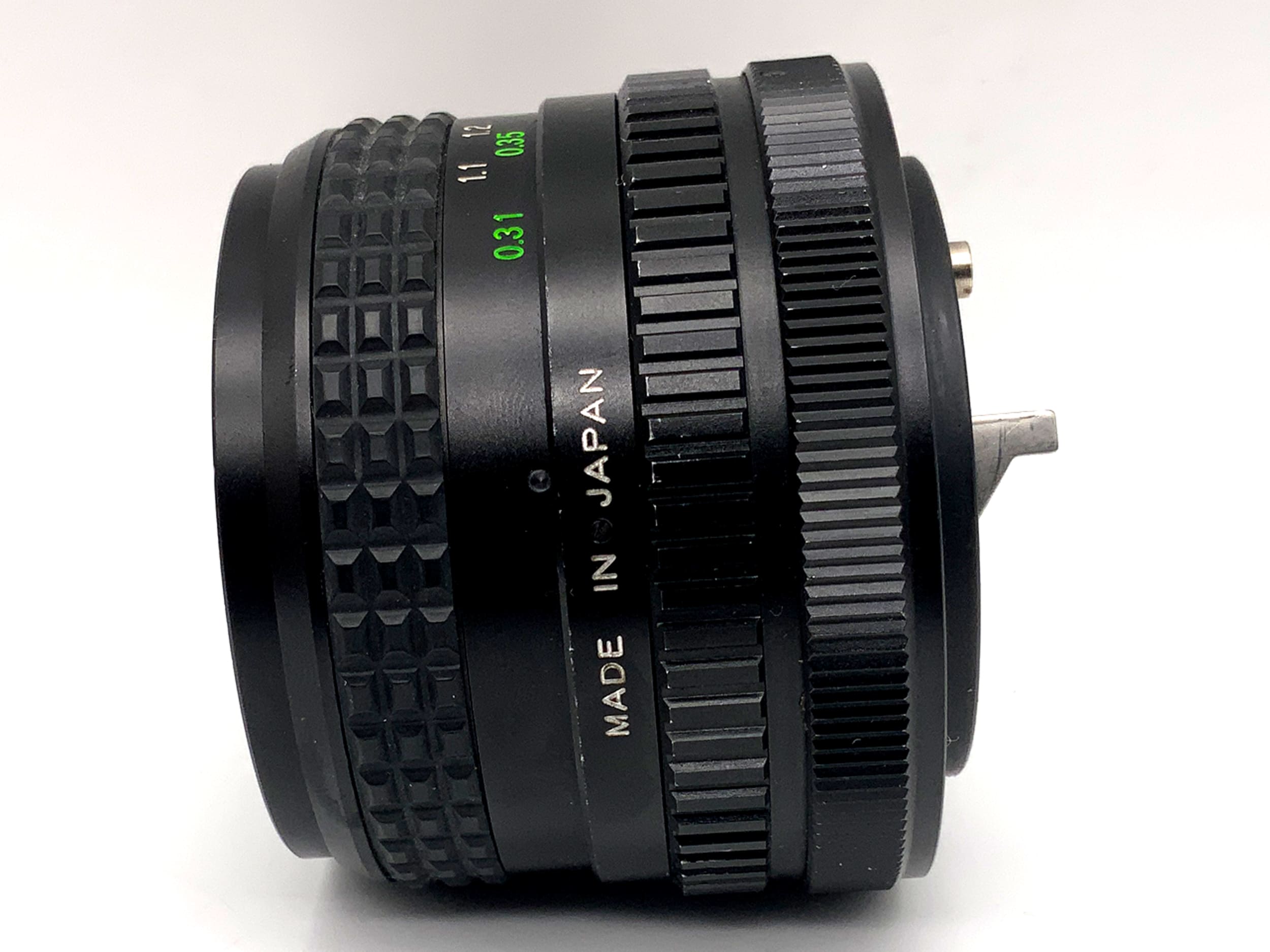 Objectif Danubia 28 mm 1:2.8 multicouches à focale fixe (Canon FD)