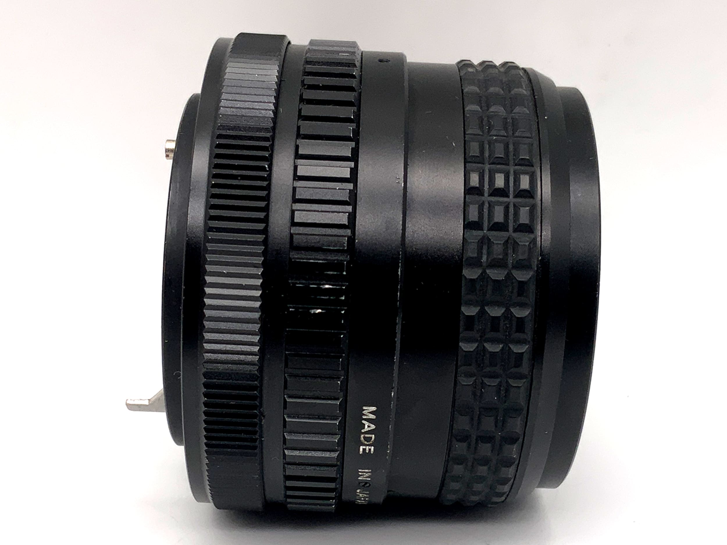 Objectif Danubia 28 mm 1:2.8 multicouches à focale fixe (Canon FD)