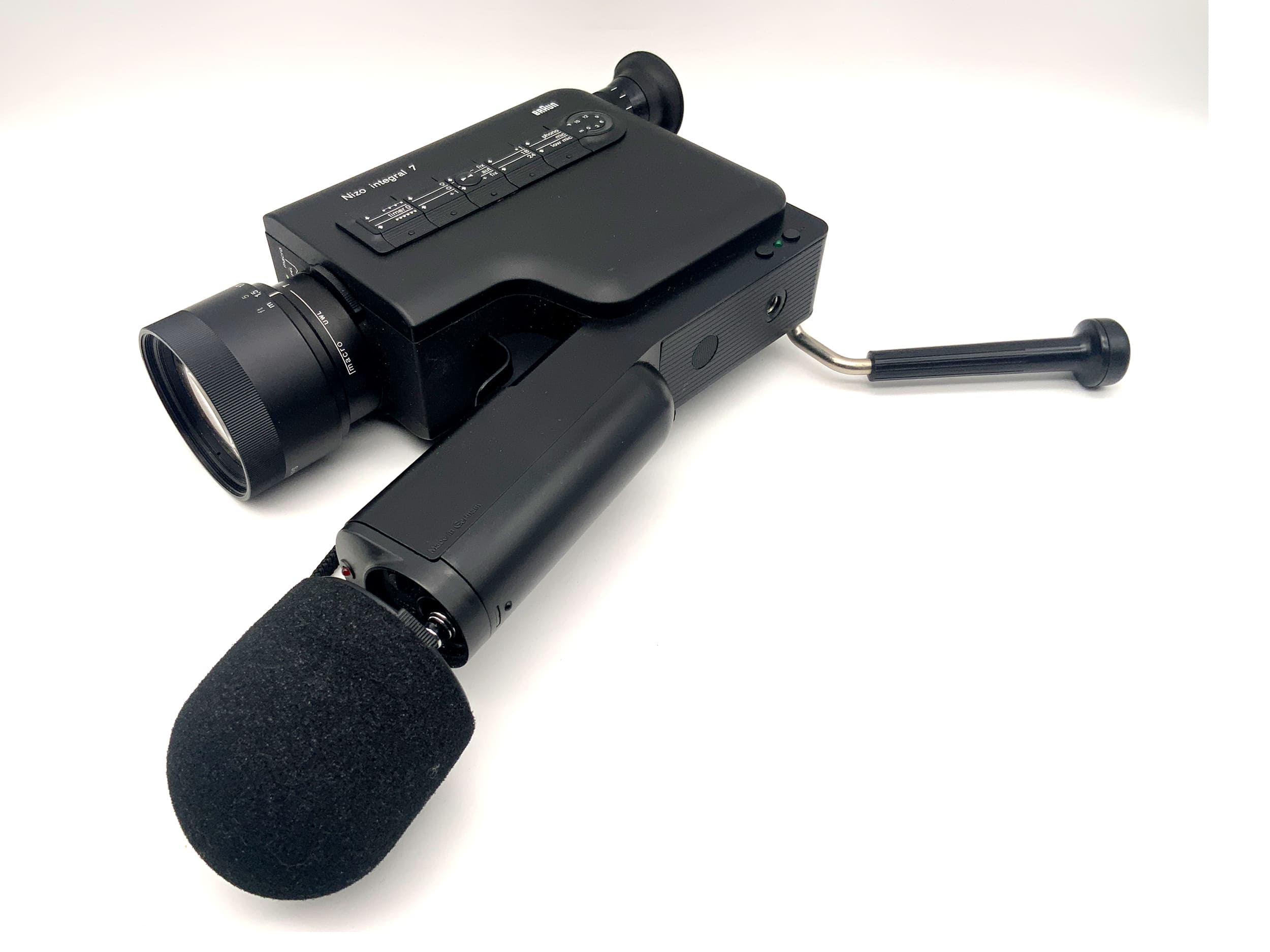 Caméra argentique Braun Nizo Integral 7 avec objectif Macro-Variogon 1:2.7/7-50mm Super 8