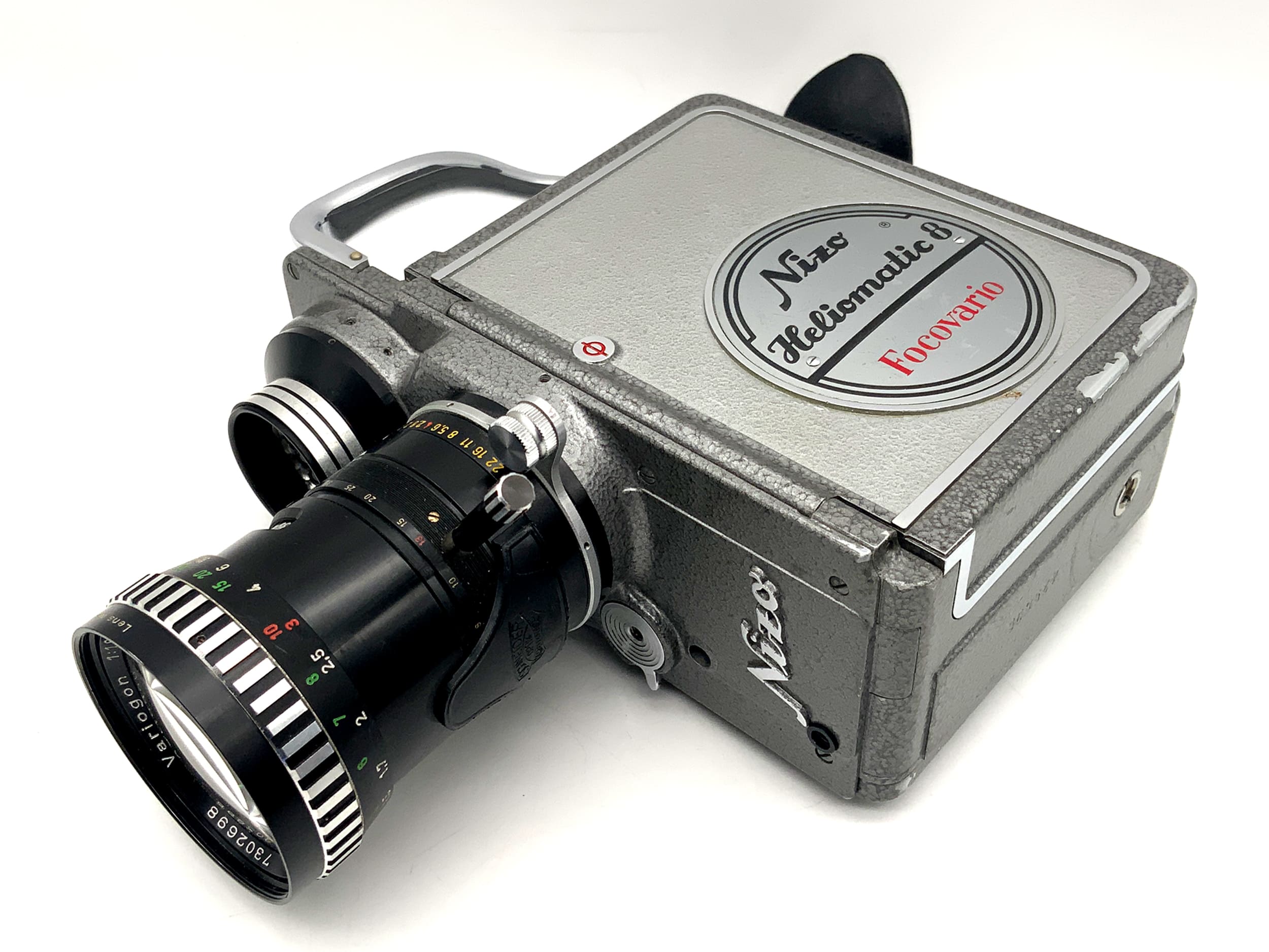 Appareil photo argentique Braun Heliomatic 8 Focovario avec objectif double 8 mm Variogon 1:1.8/8-48 mm