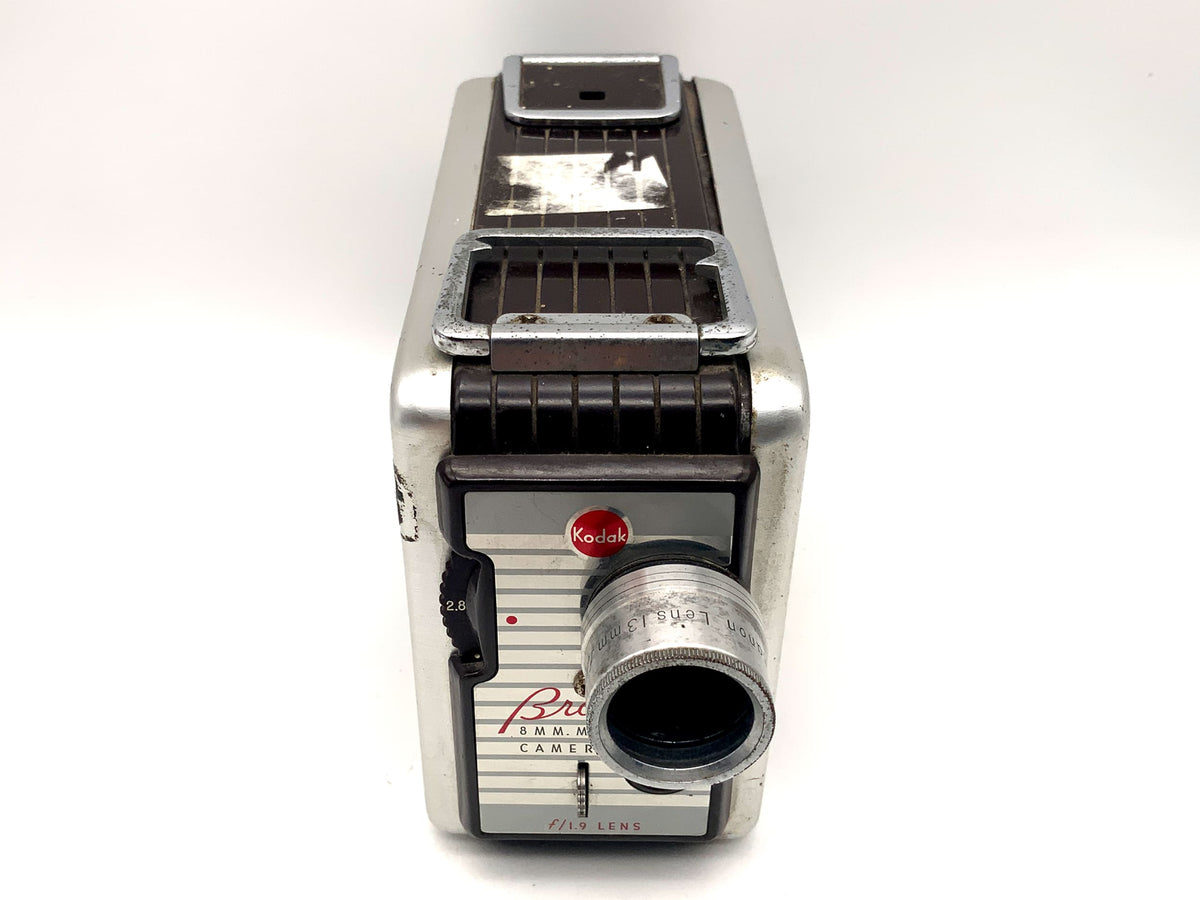 Caméra Kodak Brownie avec objectif Cine Ektanon 13 mm f/1.9 pour film Super 8