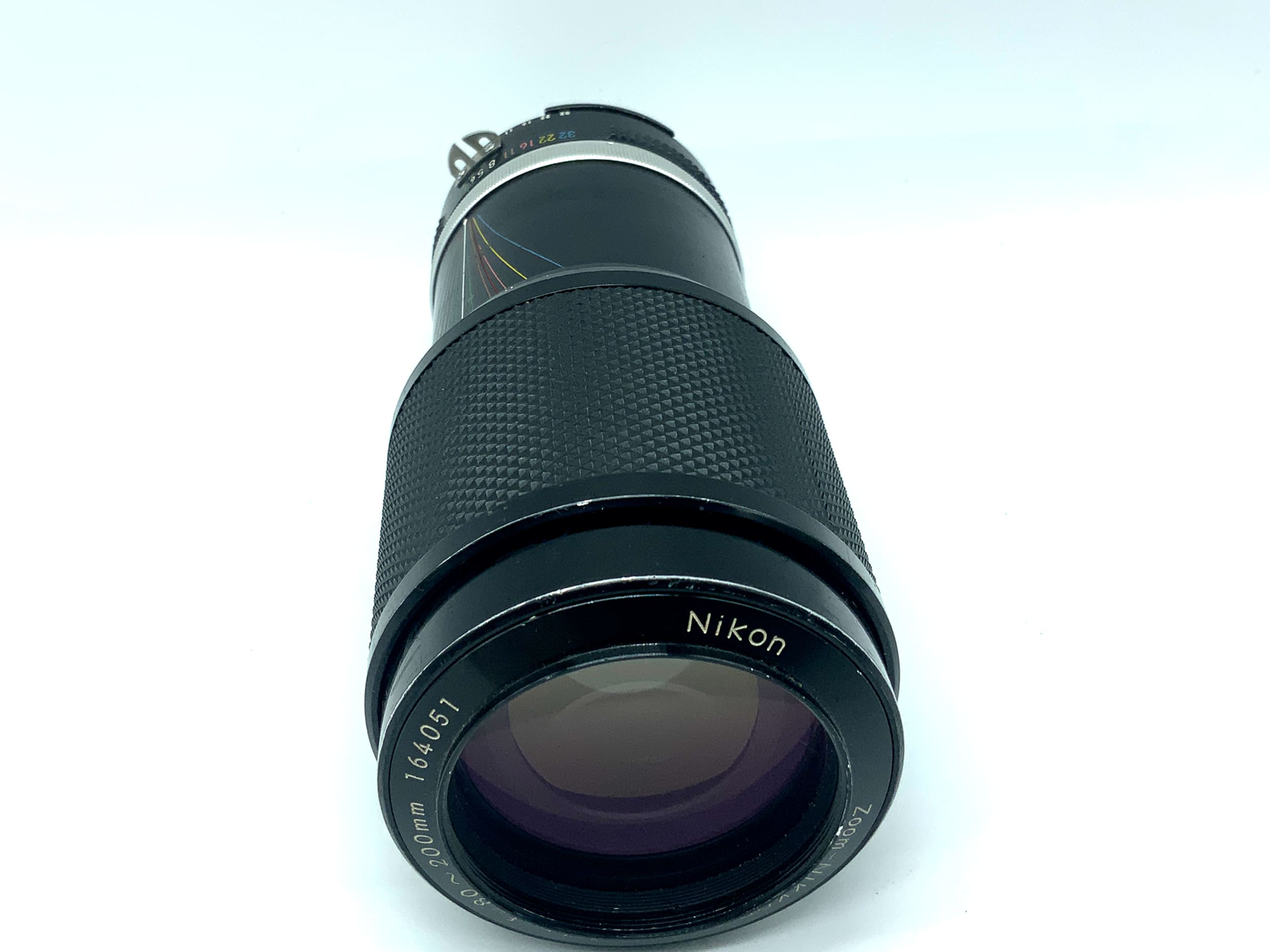 Objectif Nikon 80-200 mm 1:4.5 Nikkor-C Auto Ai Zoom (Nikon F)