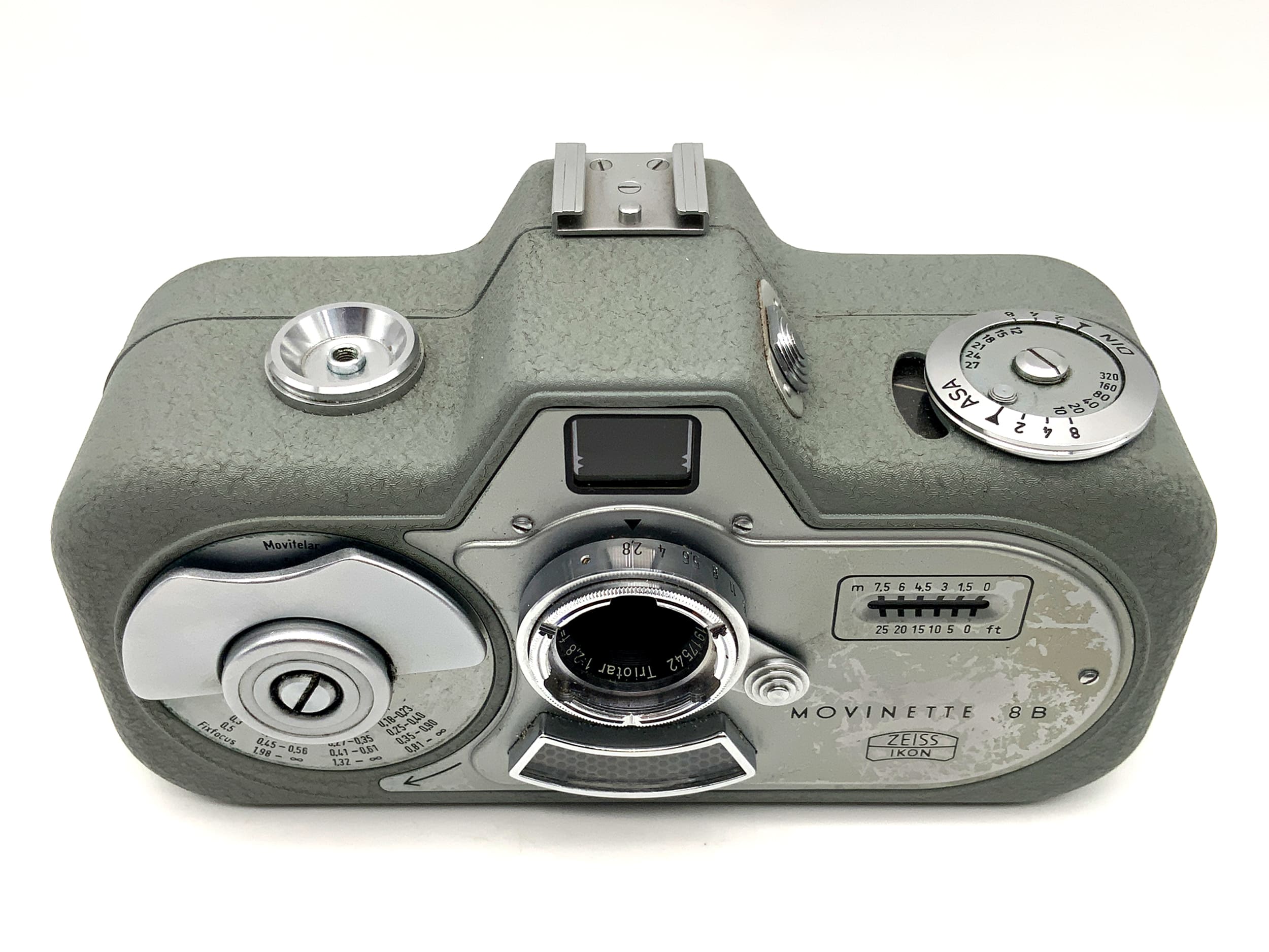 Appareil photo argentique Zeiss Ikon Movinette 8B avec objectif Triotar 1:2.8 f=10 mm, film étroit 16 mm