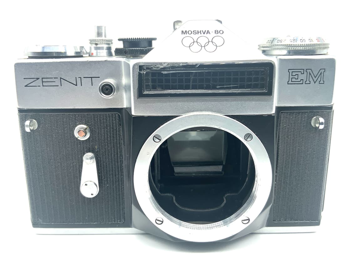 KMZ Zenit EM SLR Moskva-80 Olympia 35mm SLR analog Body (M42)