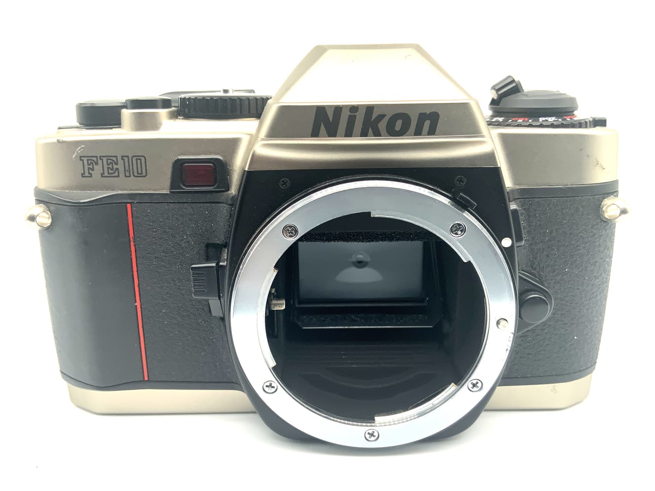 Nikon FE10 SLR 35mm Spiegelreflexkamera analog Body Gehäuse (Nikon F)