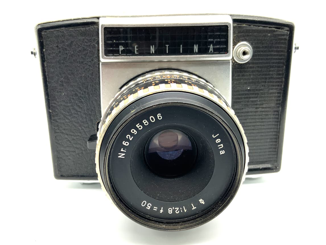 Pentacon Pentina SLR 35mm Spiegelreflexkamera analog Body Gehäuse (50mm 1:2.8)