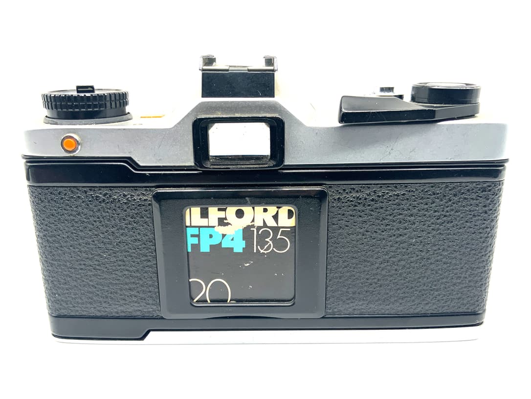 Mamiya NC 1000S SLR 35mm Spiegelreflexkamera analog Body Gehäuse (Mamiya ZE)