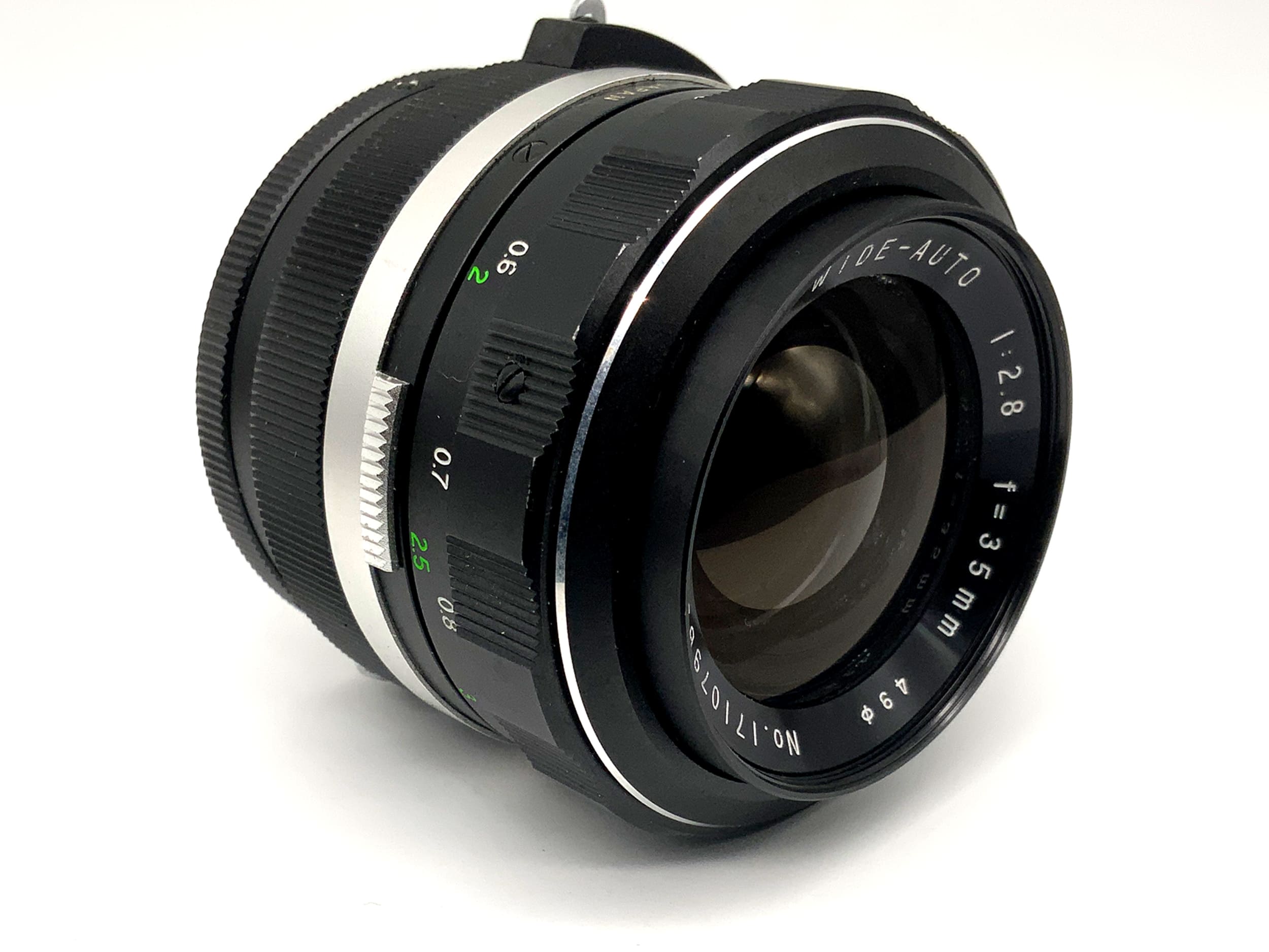 Objectif à focale fixe grand angle automatique Soligor 35 mm 1:2.8 (Konica AR)