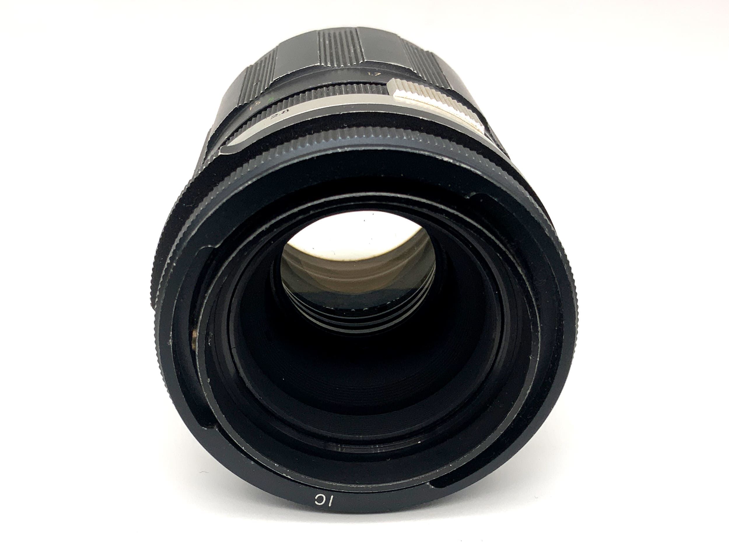 Objectif fixe Soligor 135 mm 1:2,8 (Icarex BM)