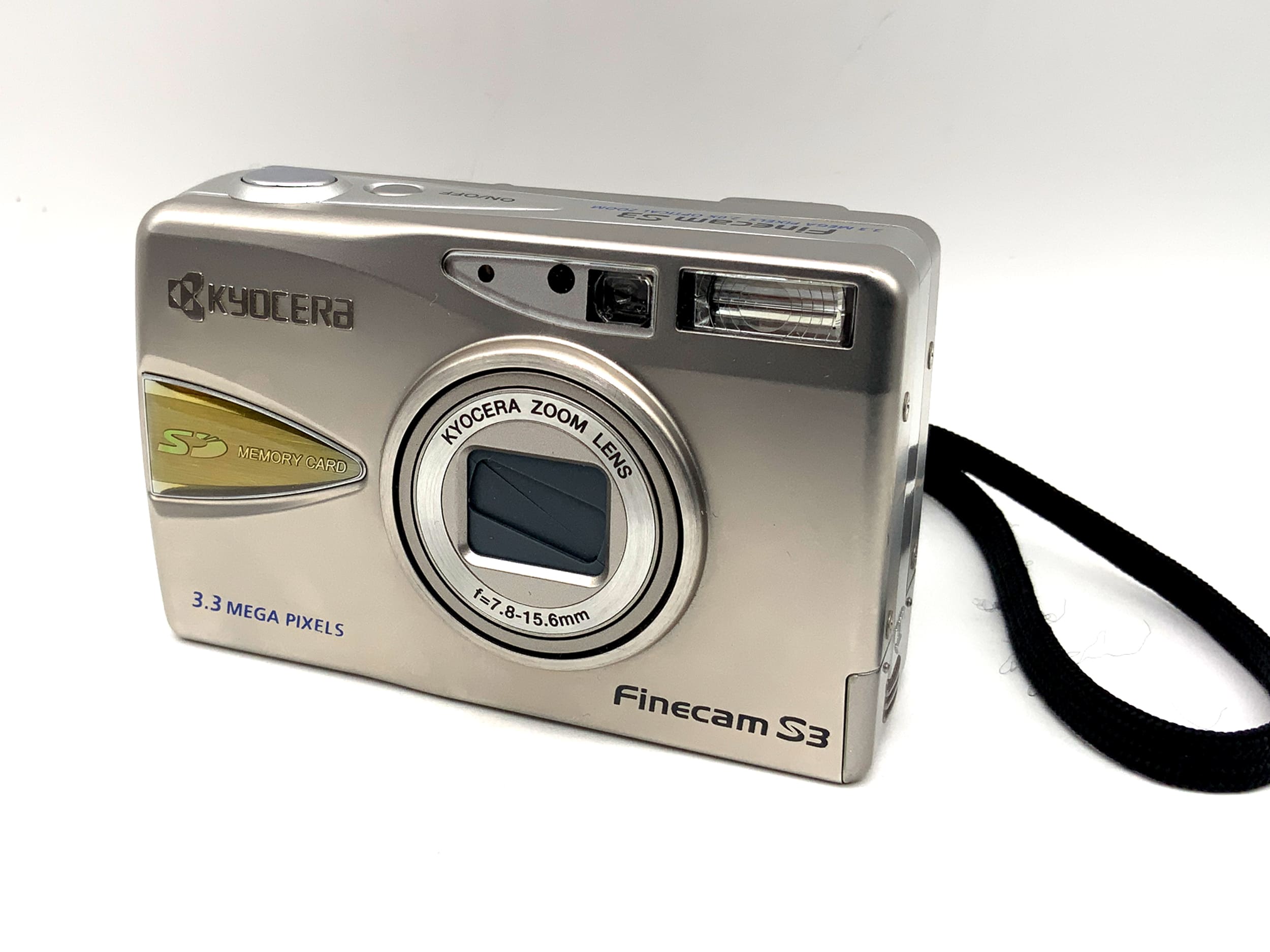Appareil photo numérique compact Kyocera Finecam S3 avec objectif zoom f=7,8-15,6 mm et emballage d'origine
