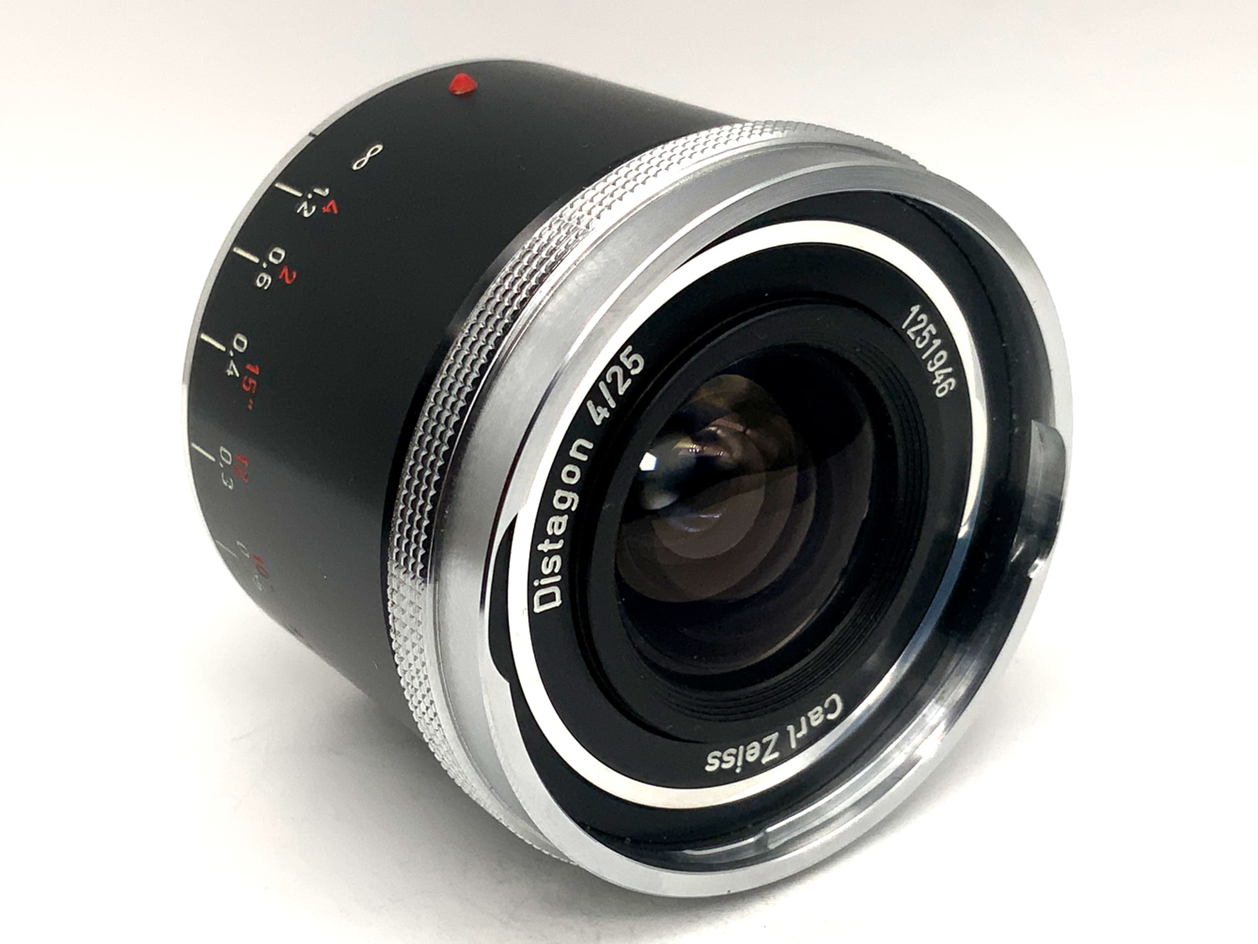 Objectif Carl Zeiss Distagon 4/25 25 mm 1:4 grand angle très rare (Contaflex 126)