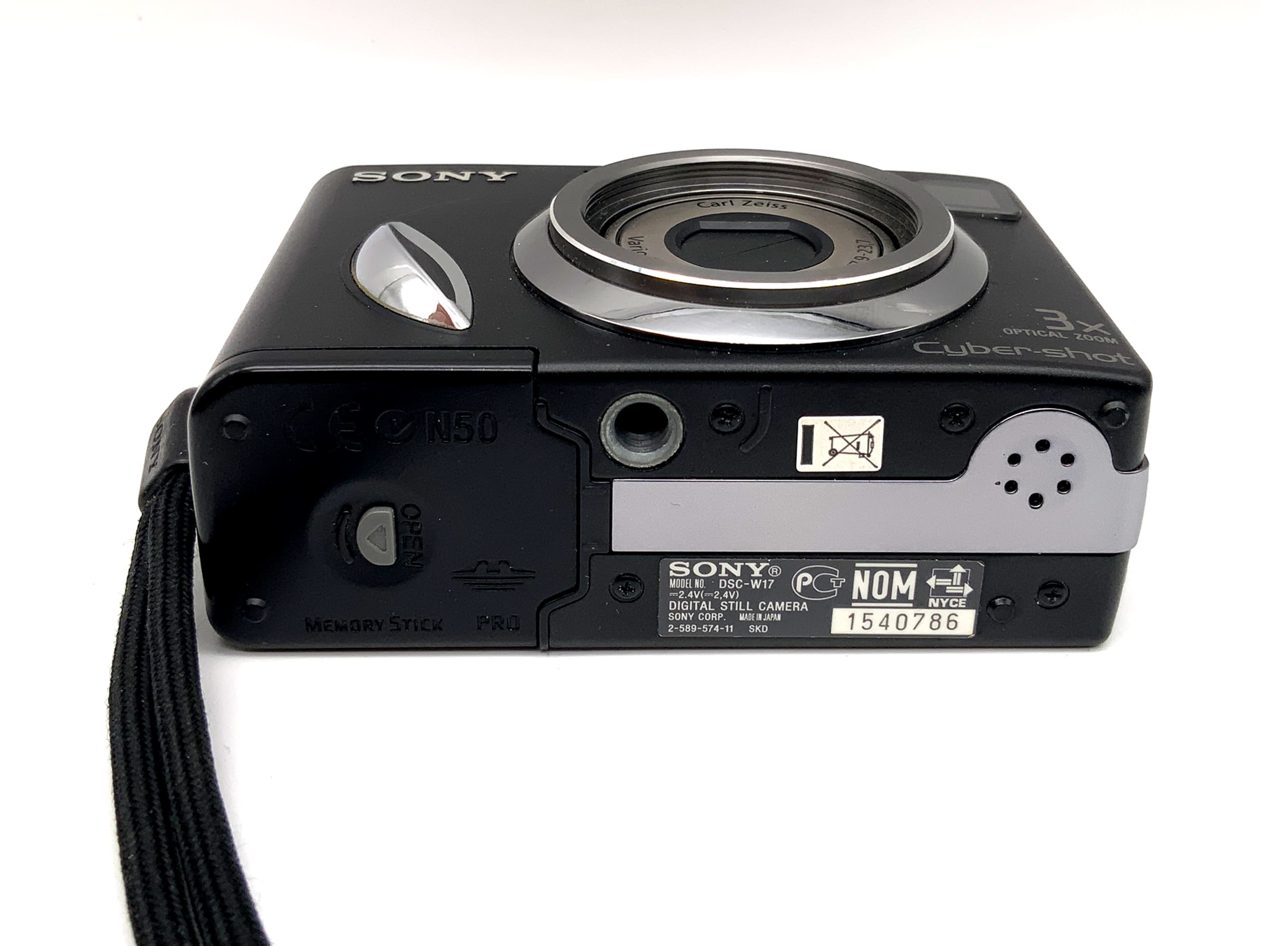 Appareil photo numérique compact Sony Cyber-Shot DSC-W17 Vario-Tessar 2.8-5.2/7.9-23.7
