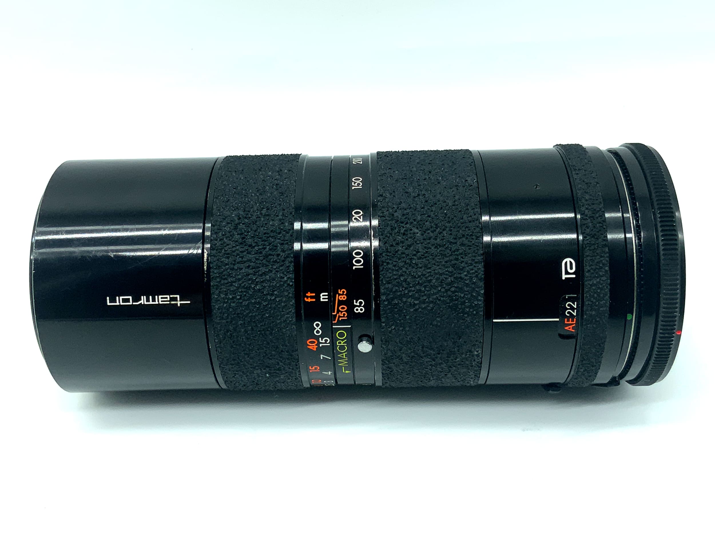 Objectif Tamron 85-210 mm 1:4.5 BBAR MC Macro Zoom (Canon FD)