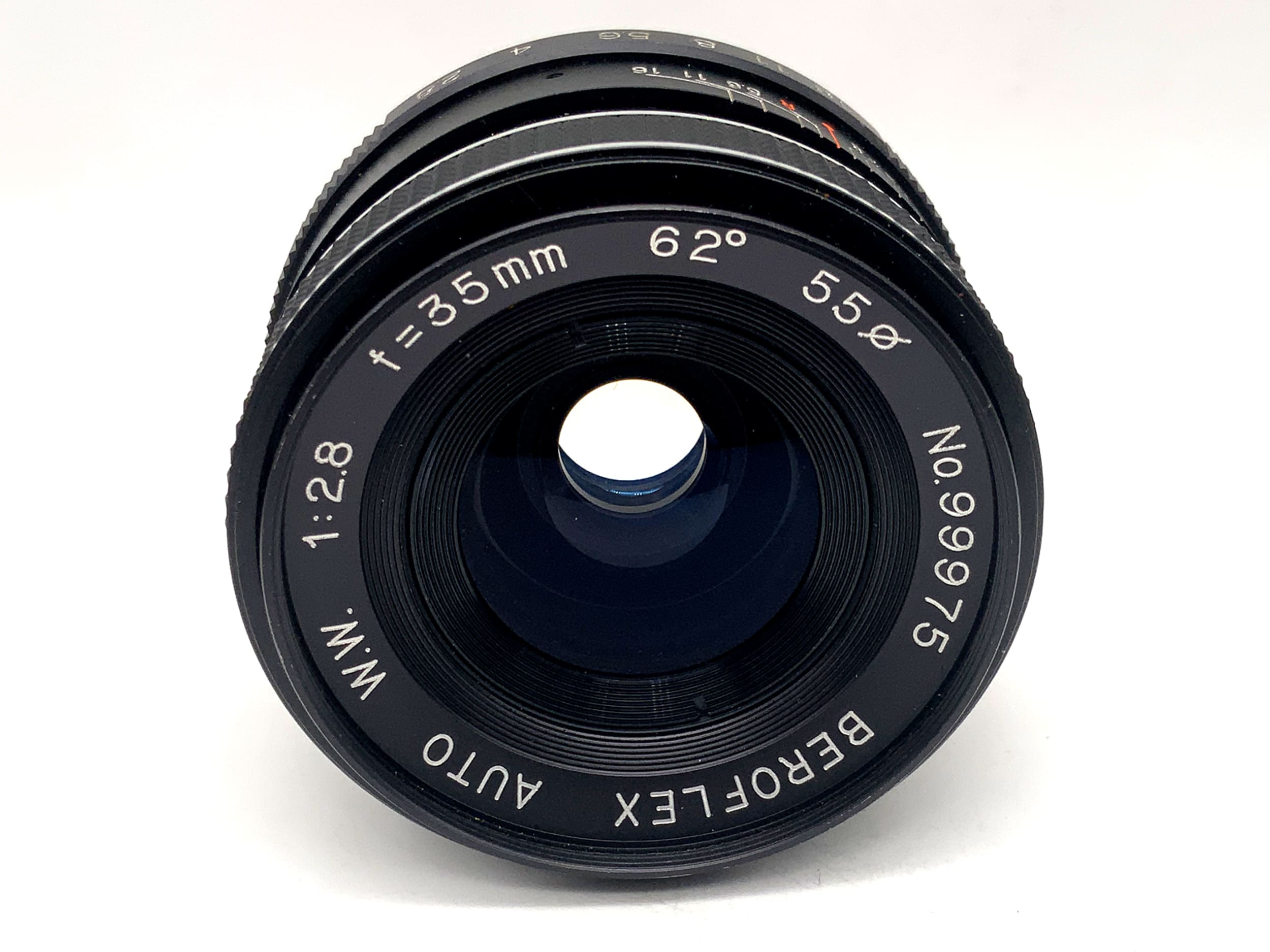 Objectif Beroflex 35 mm 1:2.8 à focale fixe grand angle automatique (M42)