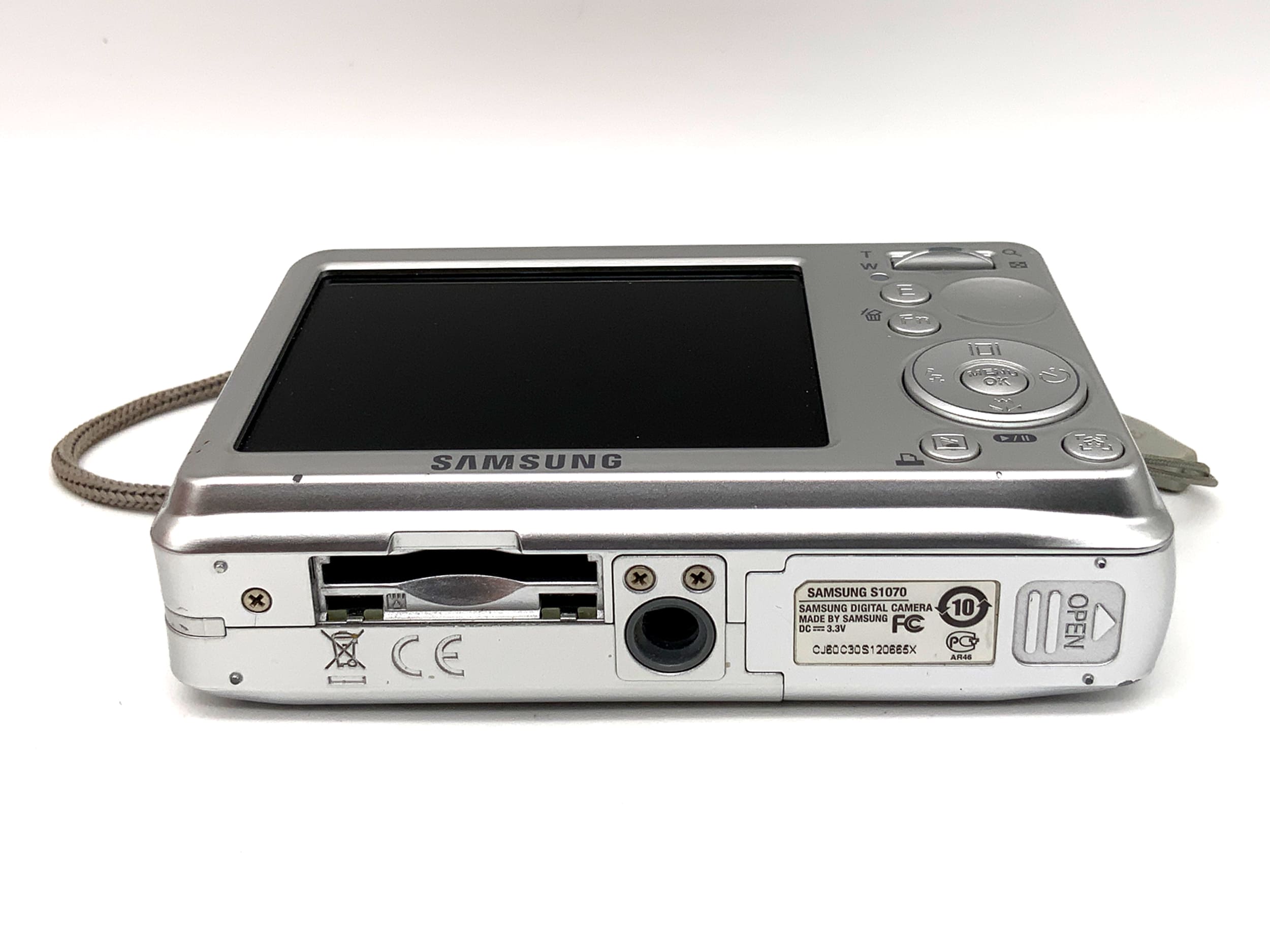 Appareil photo numérique compact Samsung S1070 avec objectif zoom 6,3-18,9 mm et capteur 10,2 MP