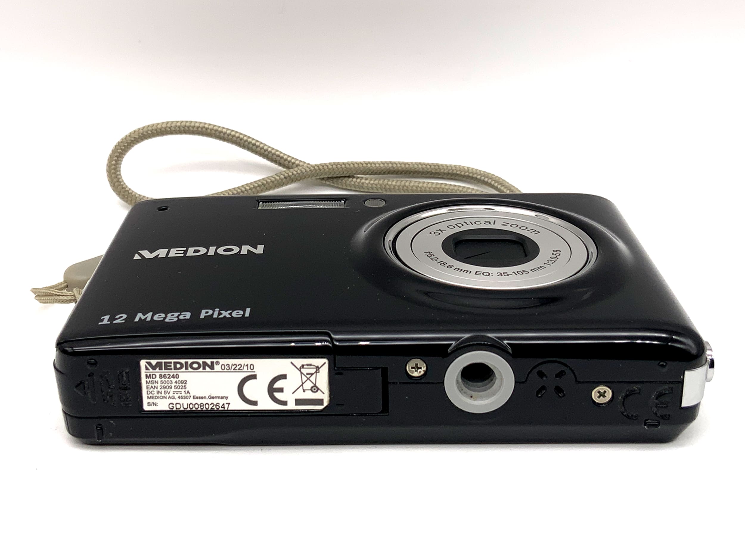 Medion MD 86240 Digital Compact Camera 12 MP Digital Camera in Original Packaging