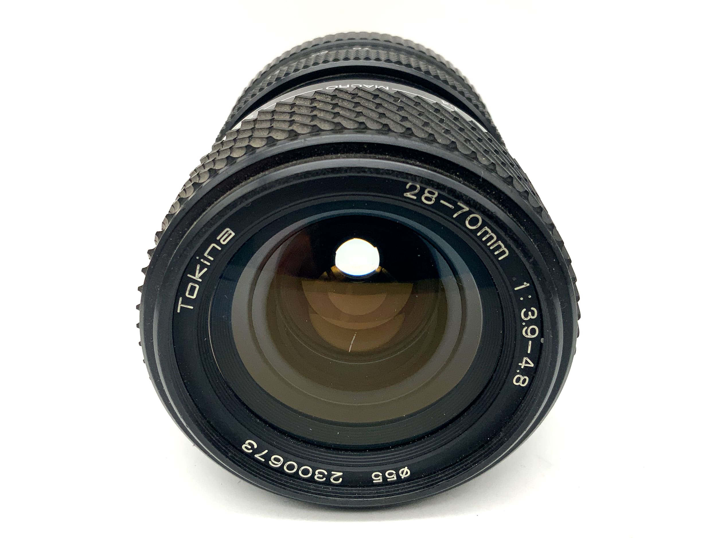 Objectif zoom Tokina 28-70 mm 1:3,9-4,8 (Minolta MD)