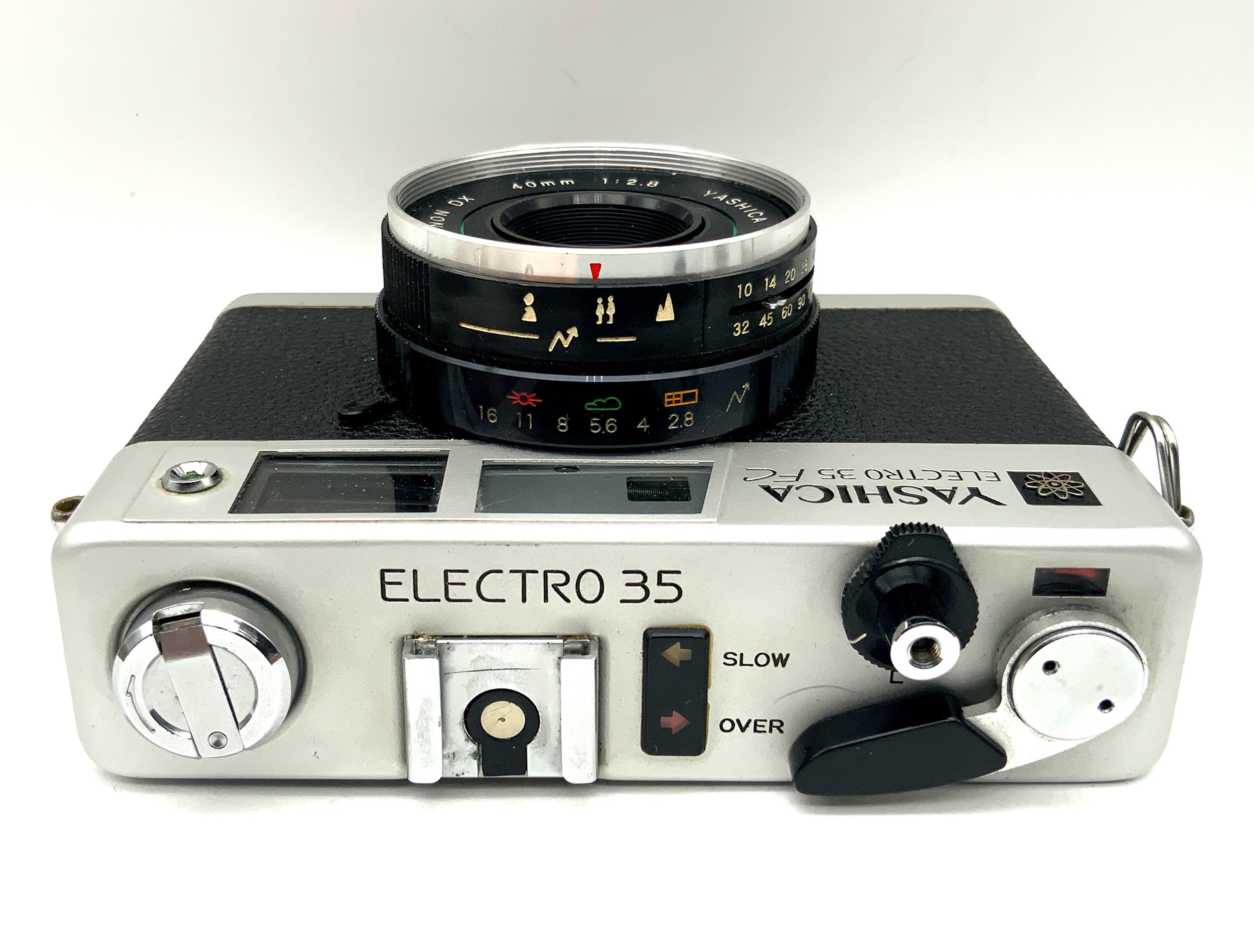 Yashica Electro 35 FC rangefinder camera with Yashinon DX 40mm 1:2.8 analog camera