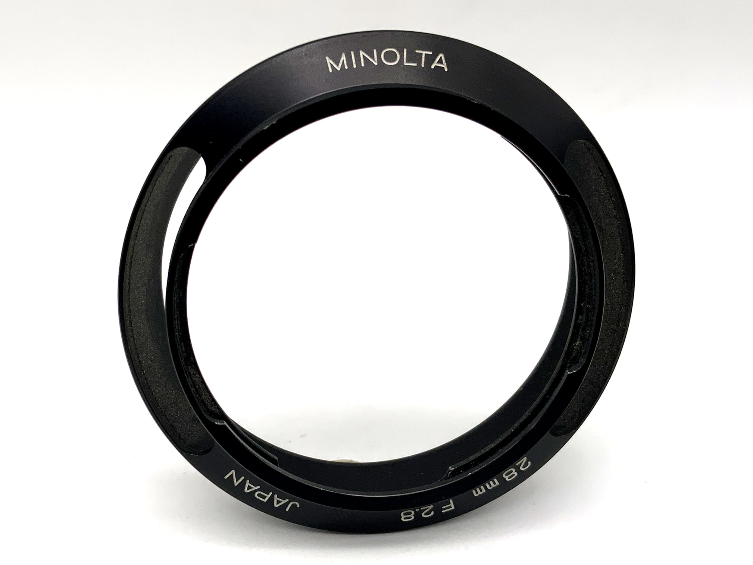 Minolta M Rokkor 28mm / 2.8 CLE lens hood Leica M bayonet mount sunshade