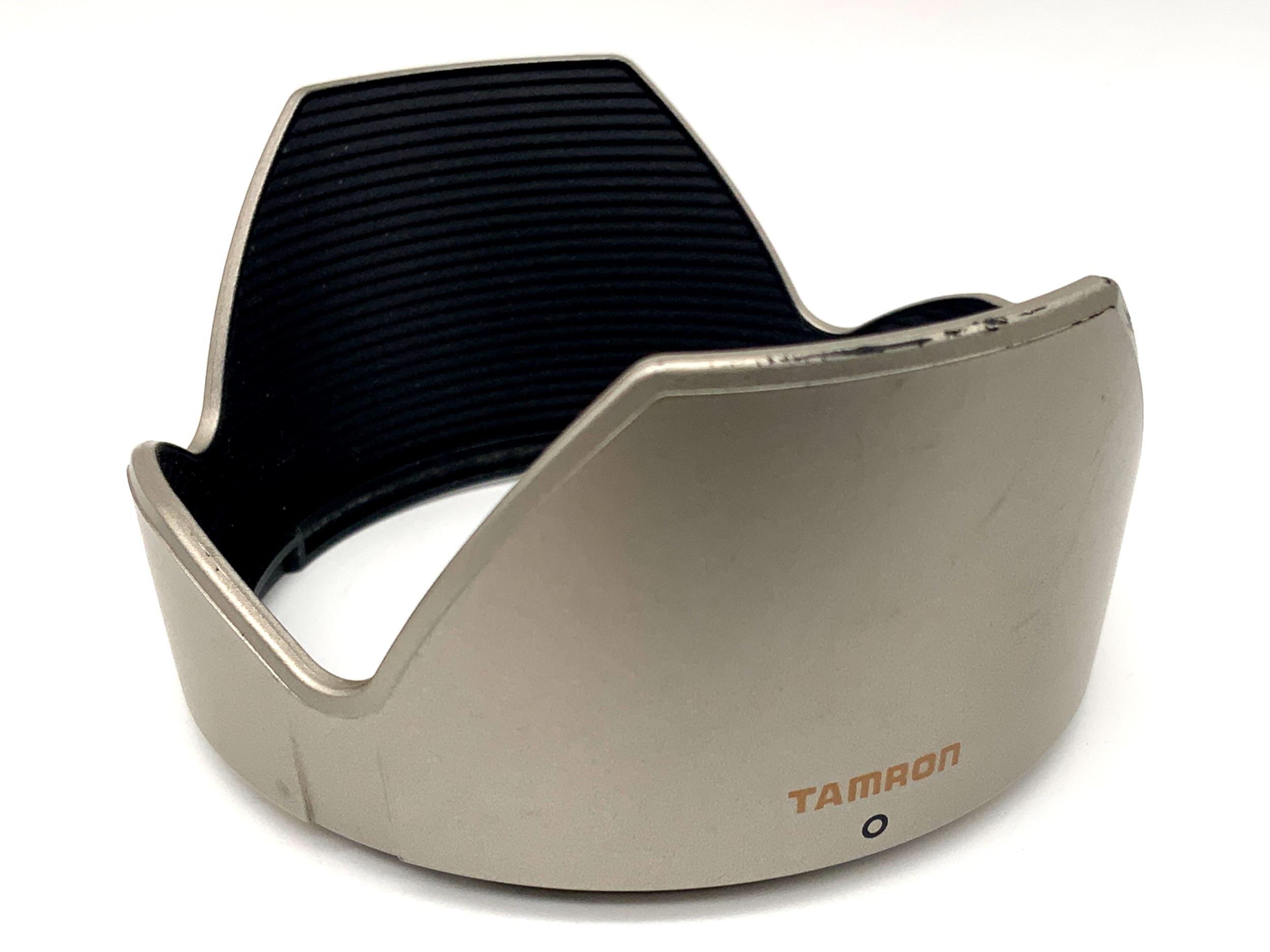 Tamron AD03S lens hood for 28-200 / 3.8-5.6 Aspherical XR (IF)