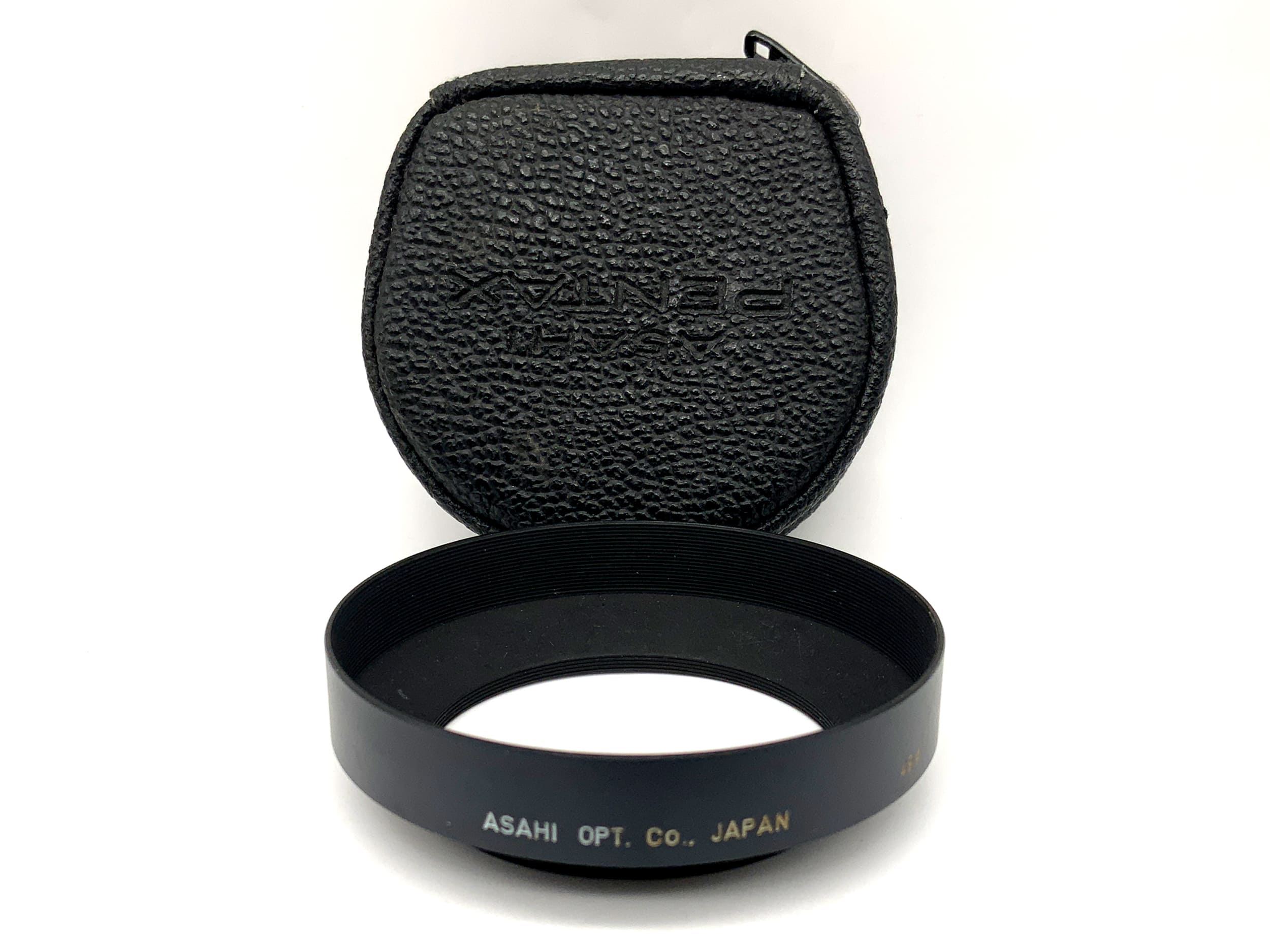 Asahi Pentax Takumar 1:3.5 35mm lens hood with bag.