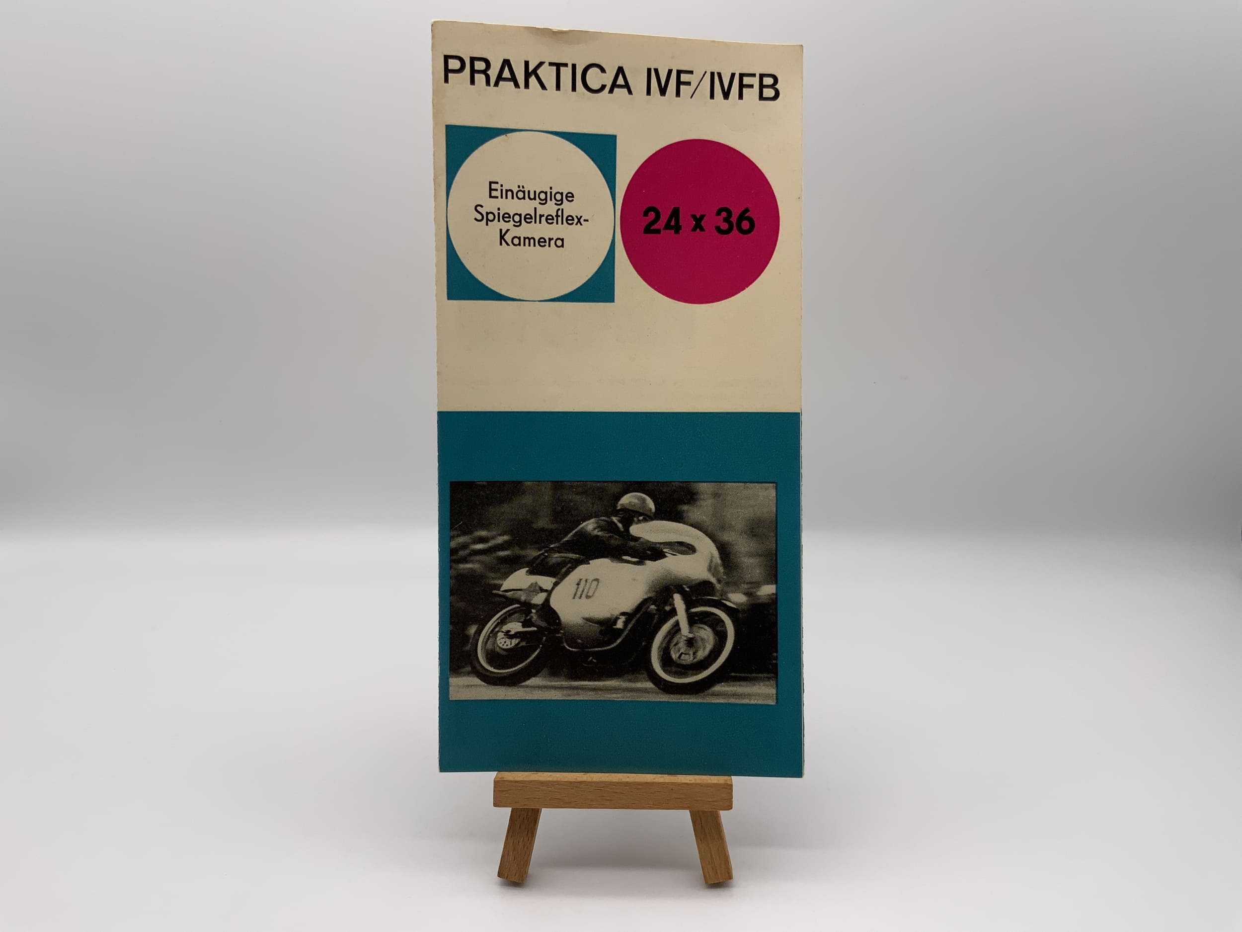 Praktica IVF / IVFB Single-lens SLR 24x36 Brochure German Magazine Journal