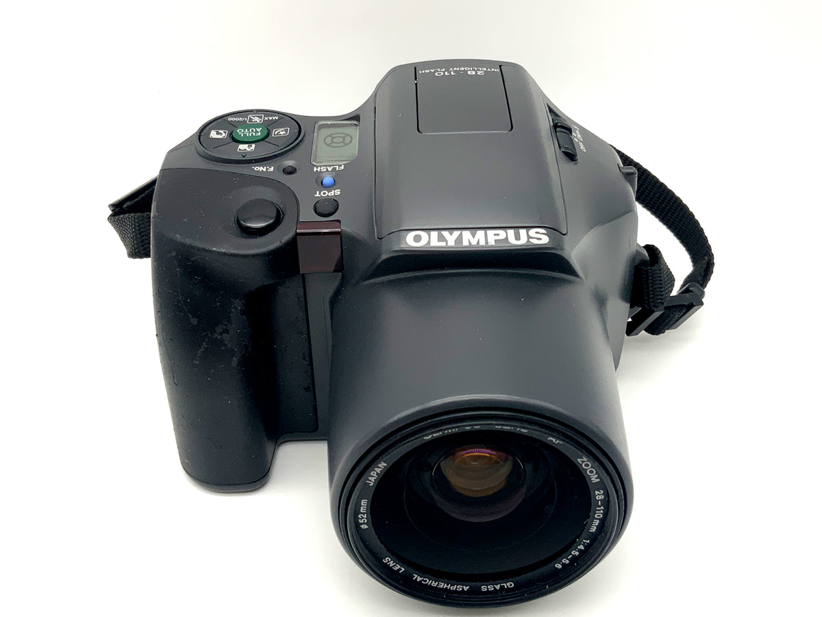 Appareil photo bridge Olympus IS-100 avec objectif zoom AF 28-110 mm f/4,5-5,6 et zoom 4x