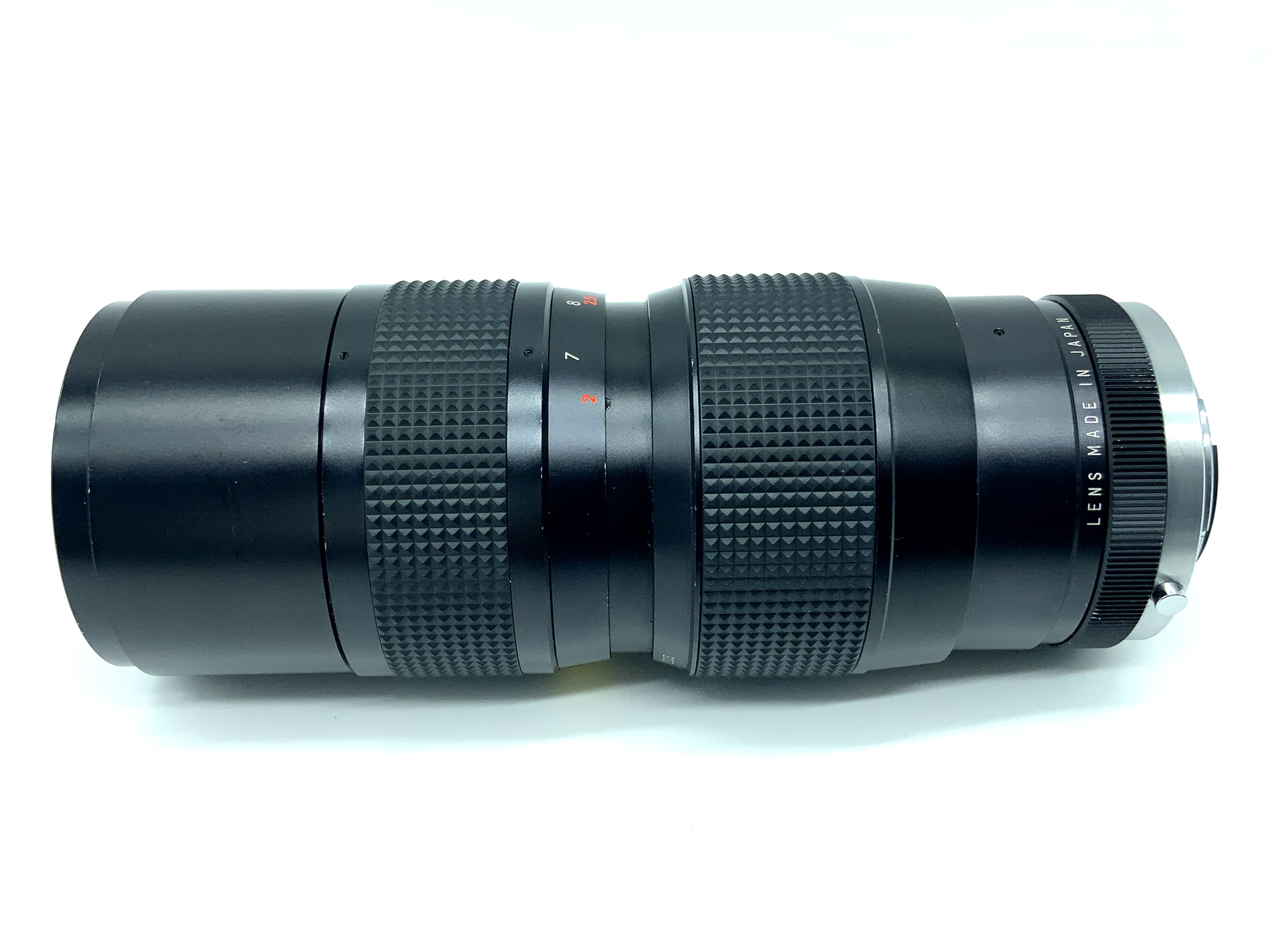 Avanar 75-205mm 1:3.5 lens MC zoom lens (Olympus OM)