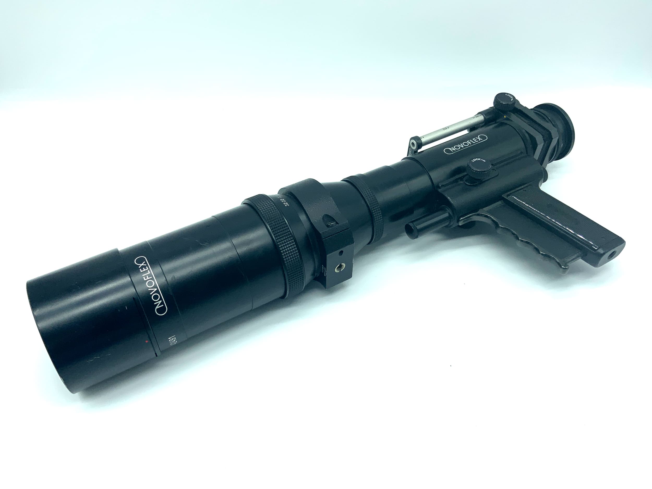 Objectif Novoflex 400 mm 1:5.6 T-Noflexar à prise de vue rapide (Olympus OM)