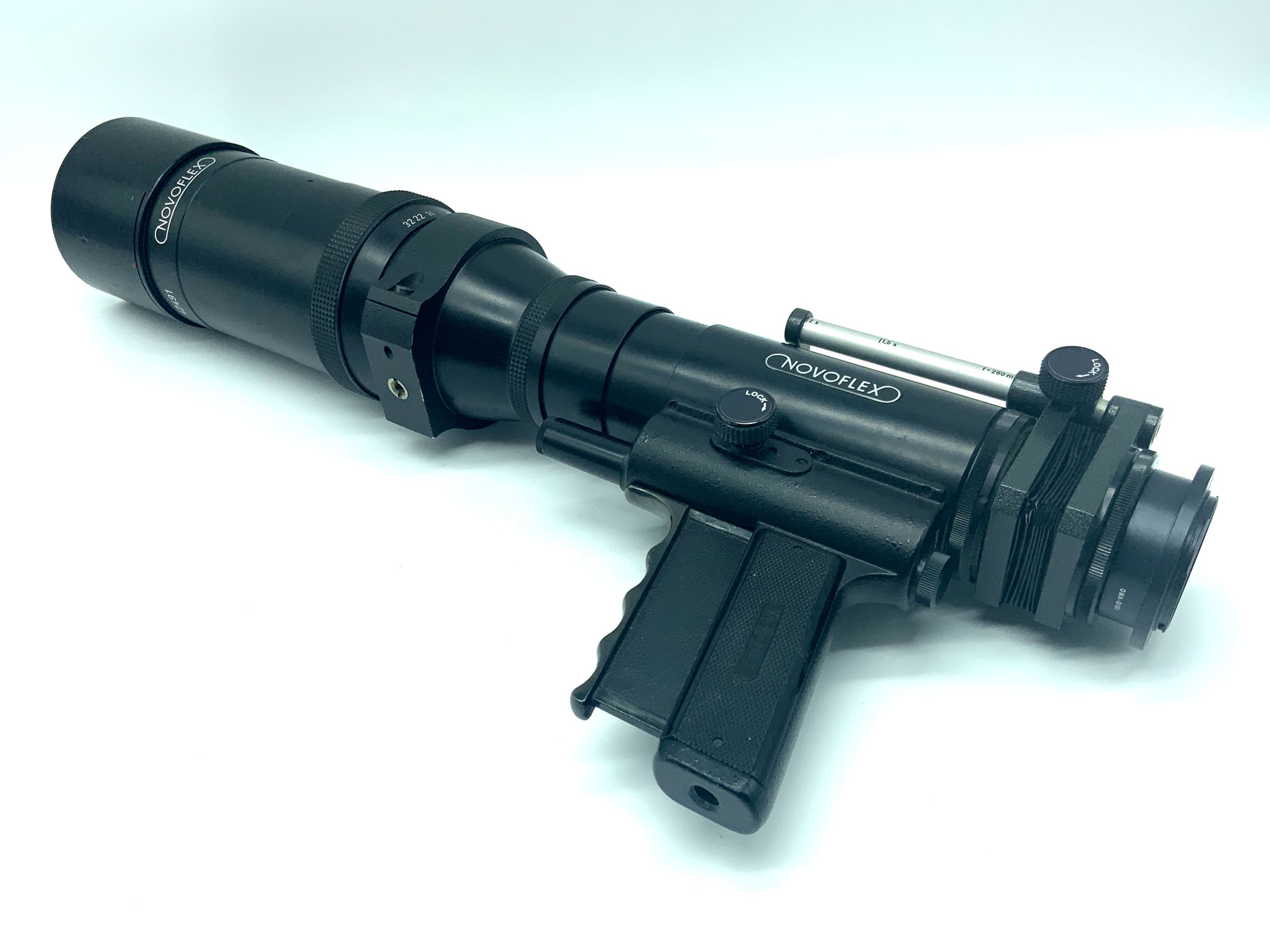 Objectif Novoflex 400 mm 1:5.6 T-Noflexar à prise de vue rapide (Olympus OM)