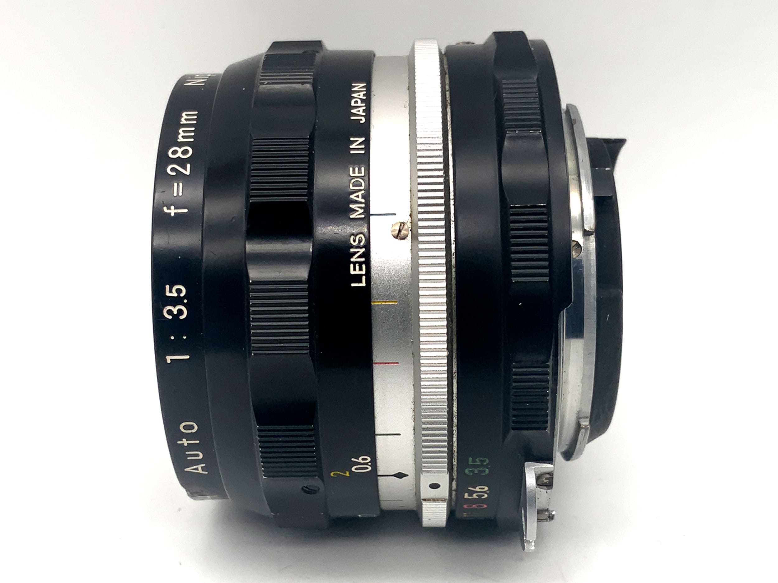 Objectif Nippon Kogaku 28 mm 1:3.5 Ai Nikkor-H à focale fixe automatique (Nikon F)