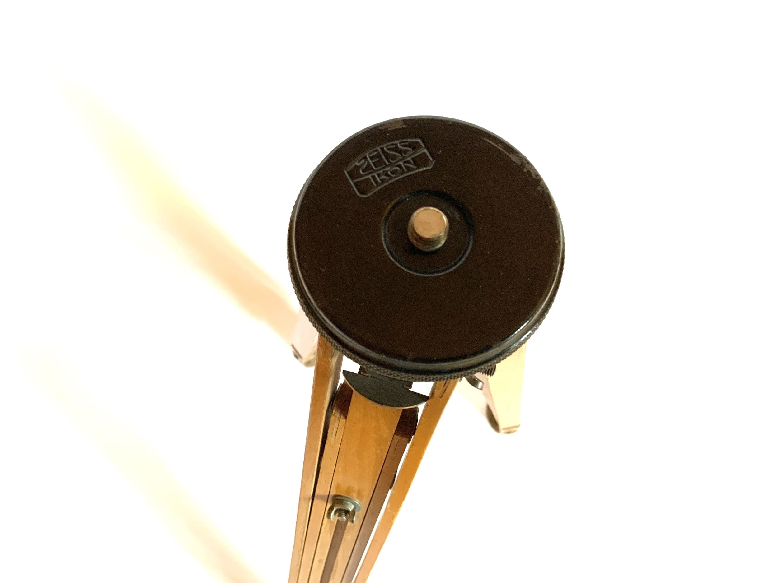 Trépied en bois Zeiss Ikon ! Les pieds du trépied sont très lâches ! Trépied pour appareil photo