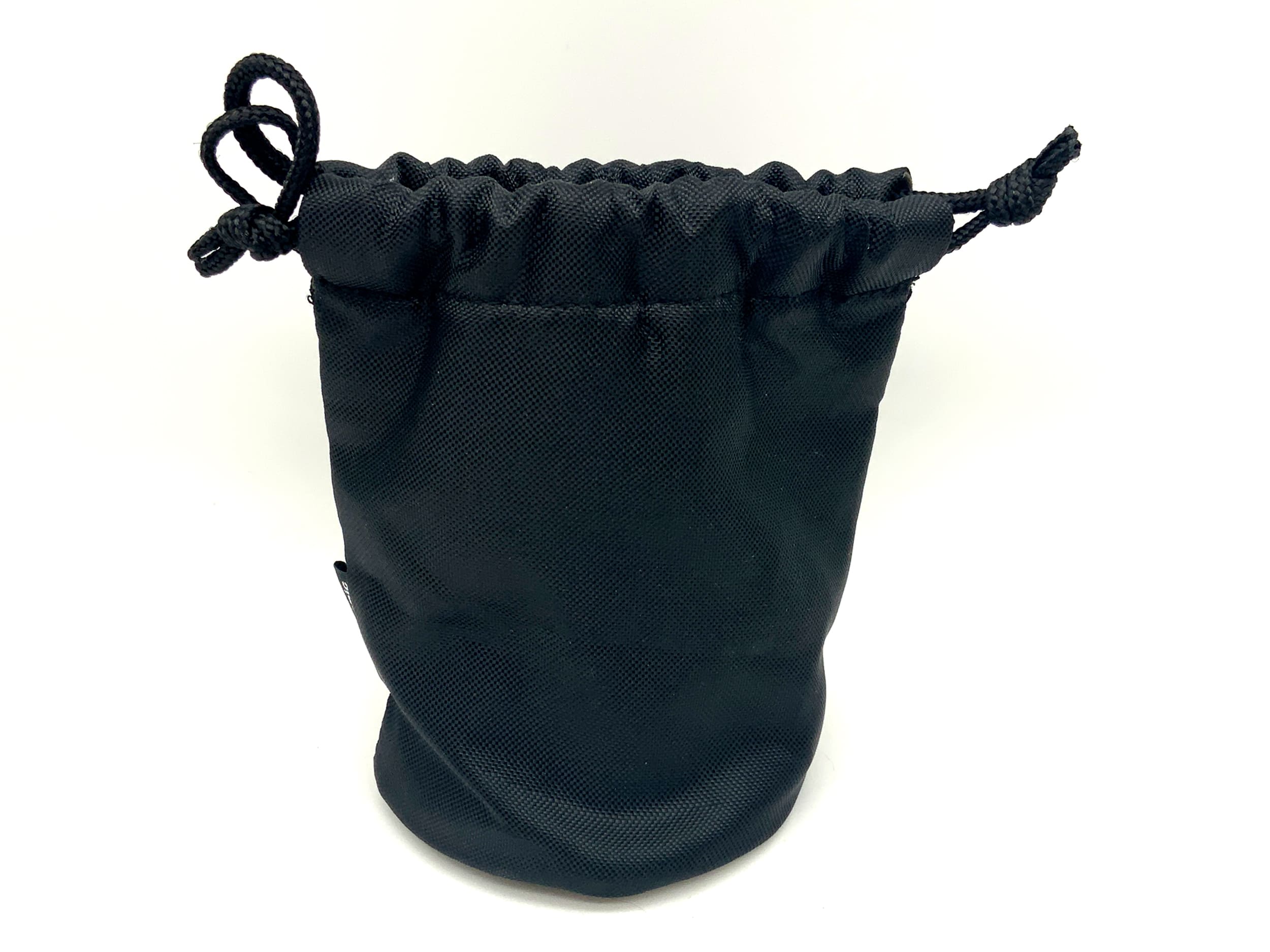 Étui souple pour objectif Panasonic Lumix Quiver noir (environ 12 x 7,5 cm).