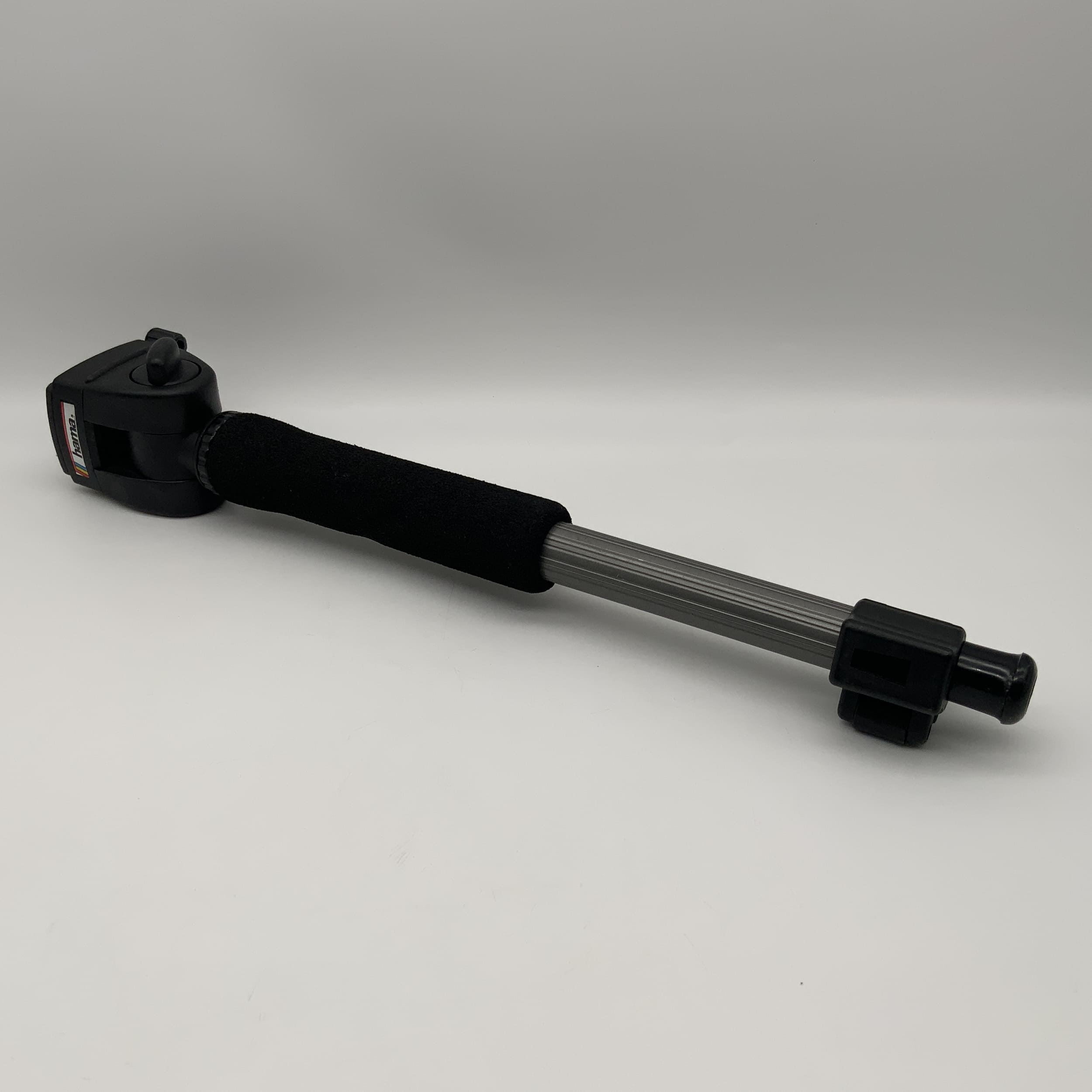 Monopode Hama noir