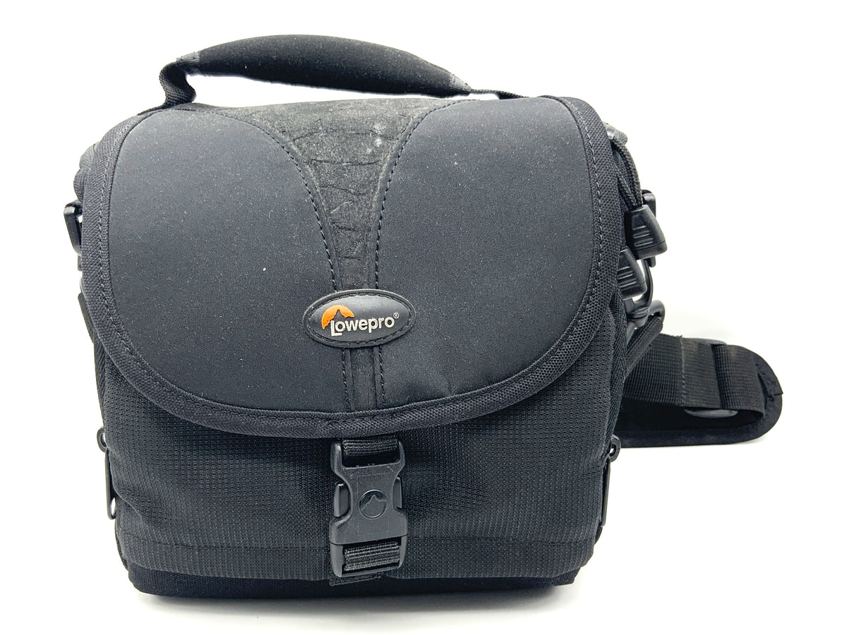 Sac Lowepro Rezo 140 AW, noir, dimensions approximatives : L 18 cm, l 10 cm, H 16 cm, sac pour appareil photo