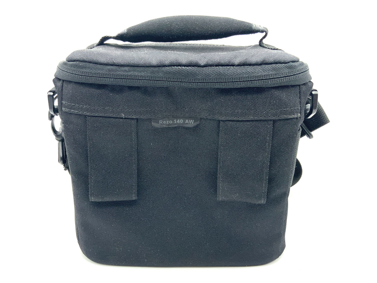 Sac Lowepro Rezo 140 AW, noir, dimensions approximatives : L 18 cm, l 10 cm, H 16 cm, sac pour appareil photo