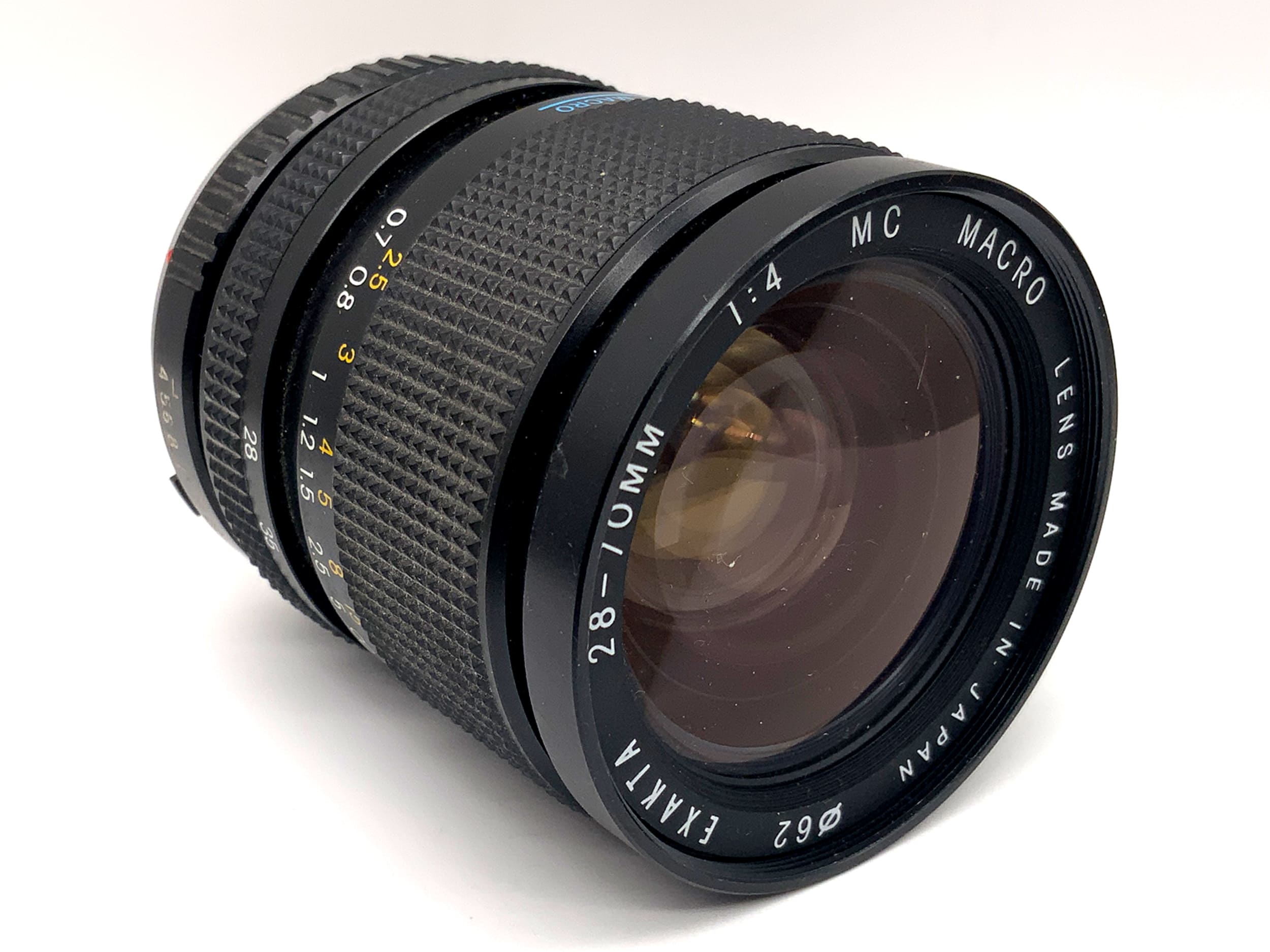 Objectif Exakta 28-70 mm 1:4 MC Macro (Minolta MD)