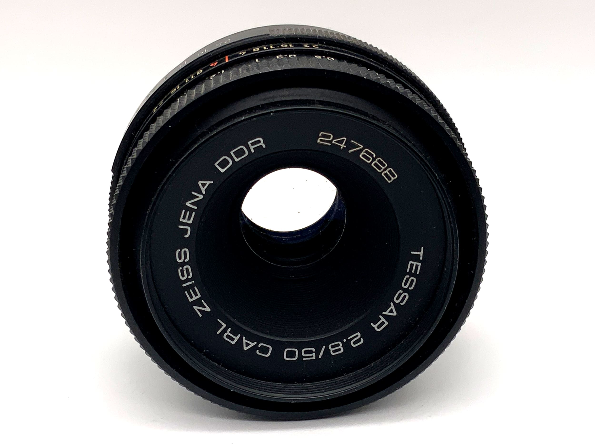 Carl Zeiss 50mm 1:2.8 Tessar prime lens (M42)
