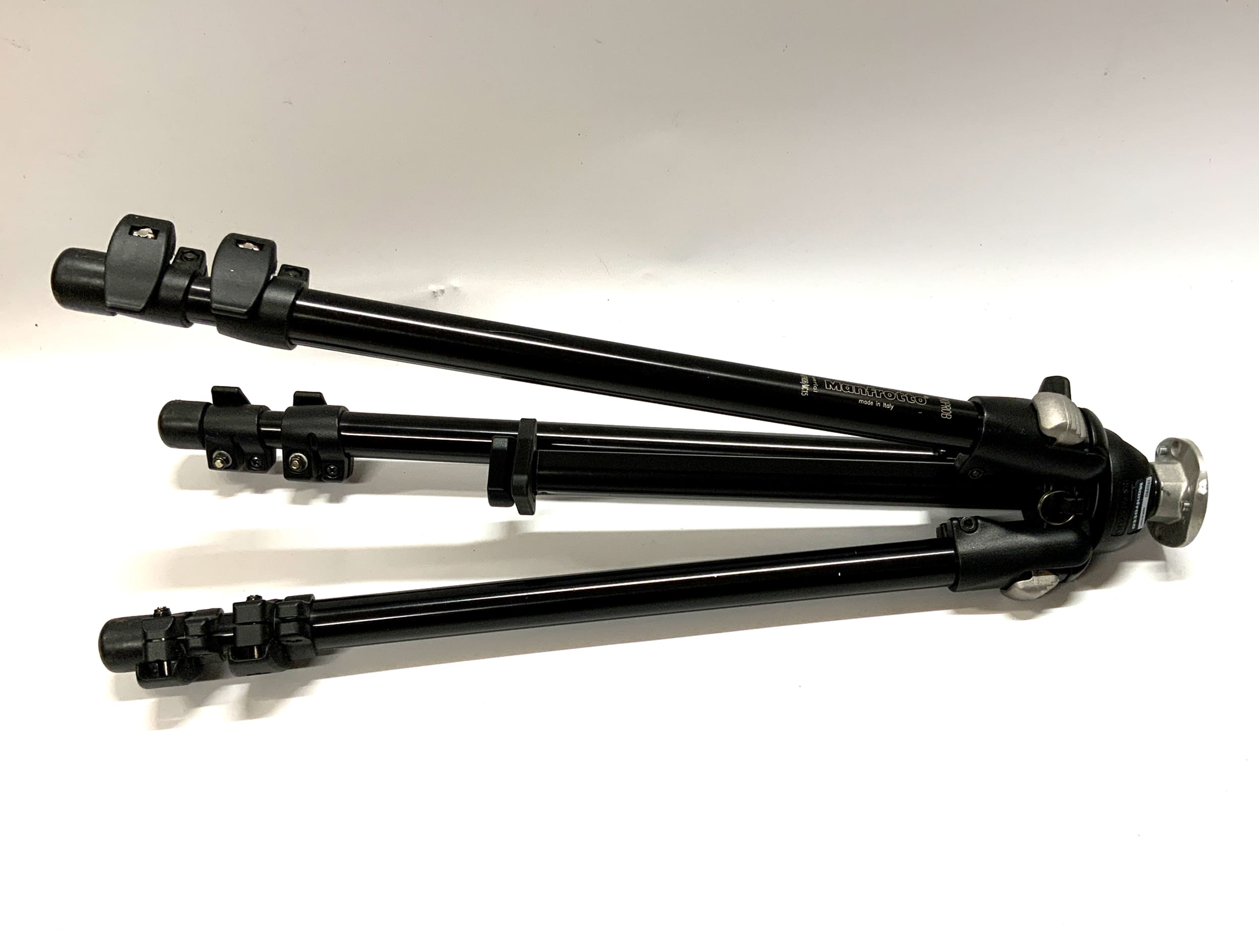 Trépied photo Manfrotto 190PROB noir MC15 avec colonne centrale pivotante